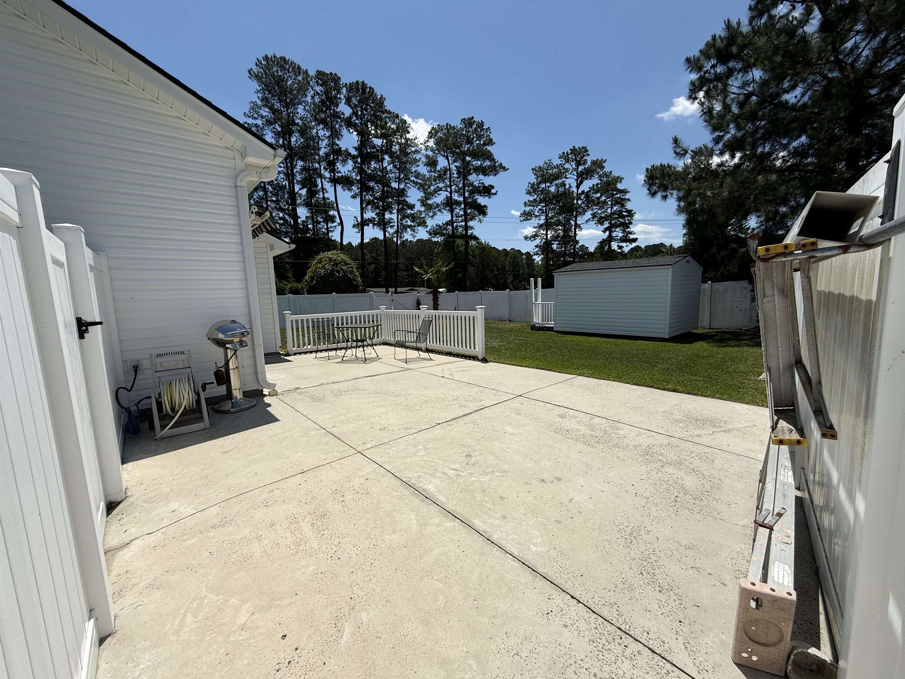 401 Carolina Woods Dr.