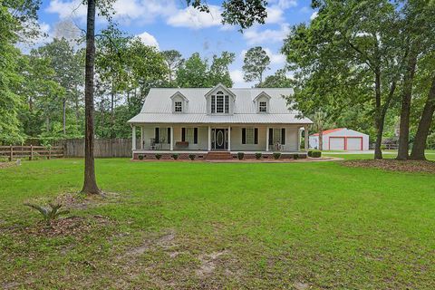 Photo of 62 Warbler St, Georgetown, SC 29440 (MLS # 2612433)