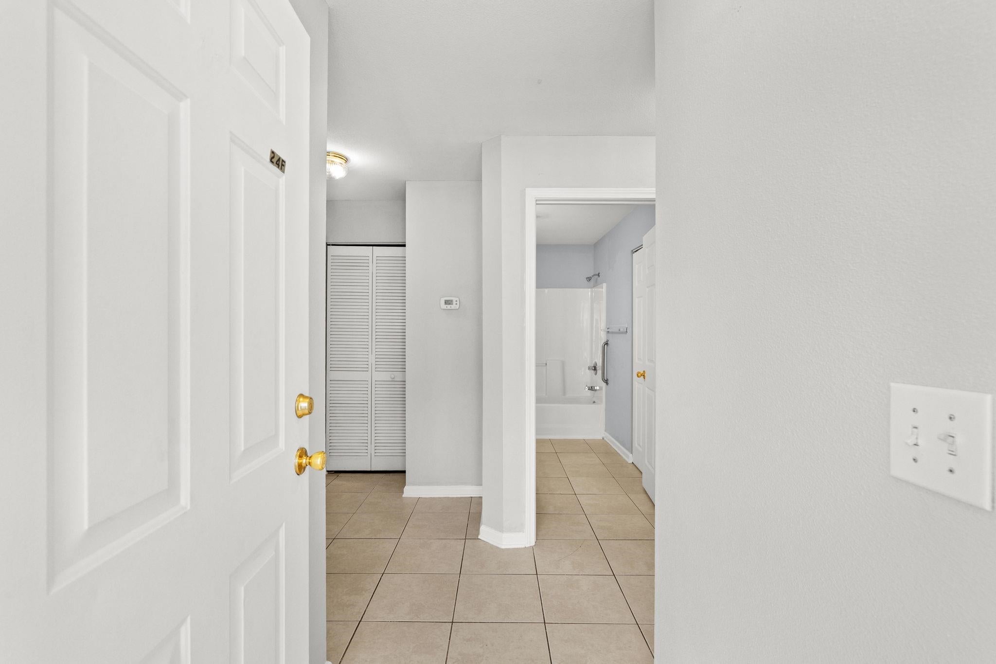 1208 River Oaks Dr. 24-F