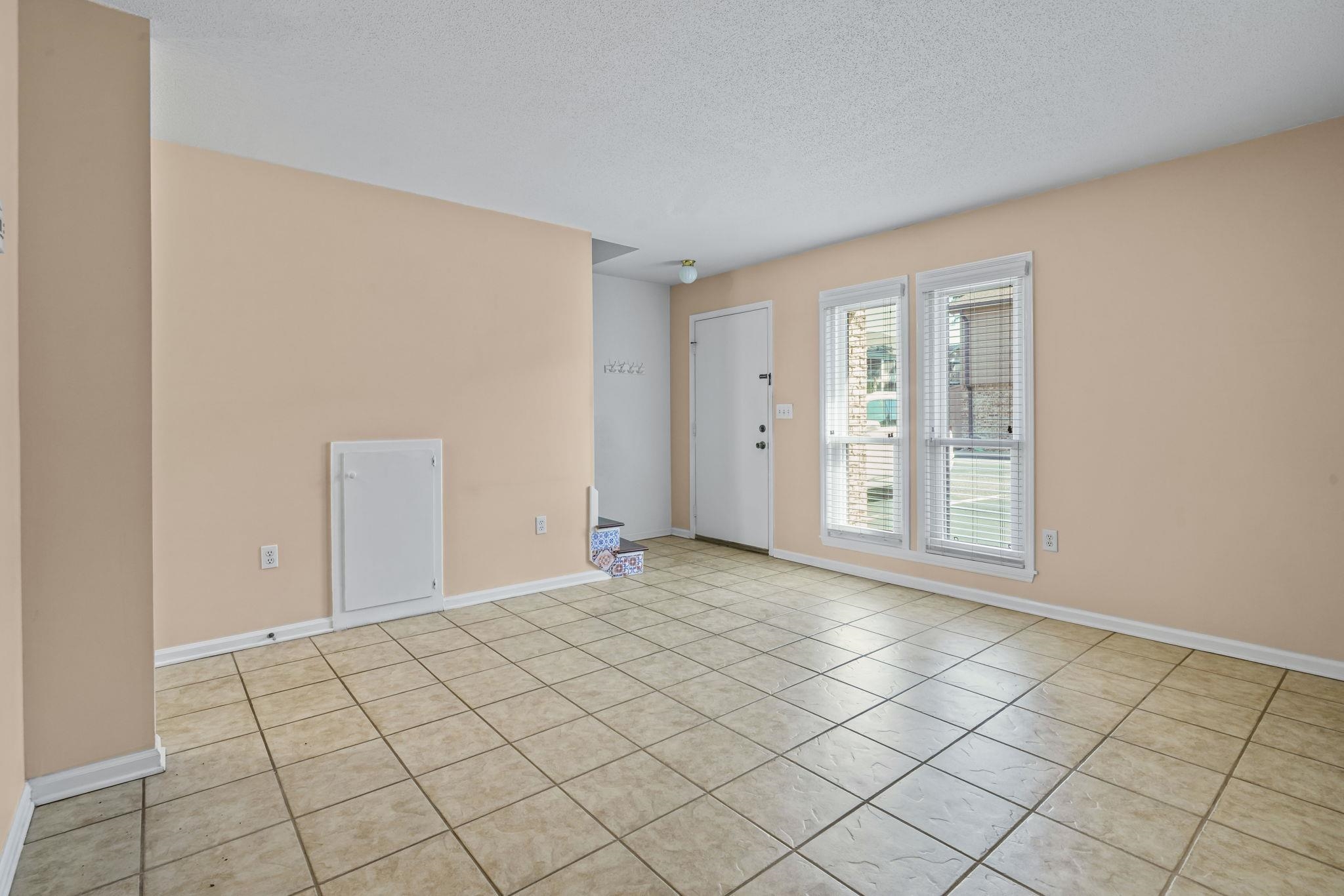 405 Hillside Dr. N A-3