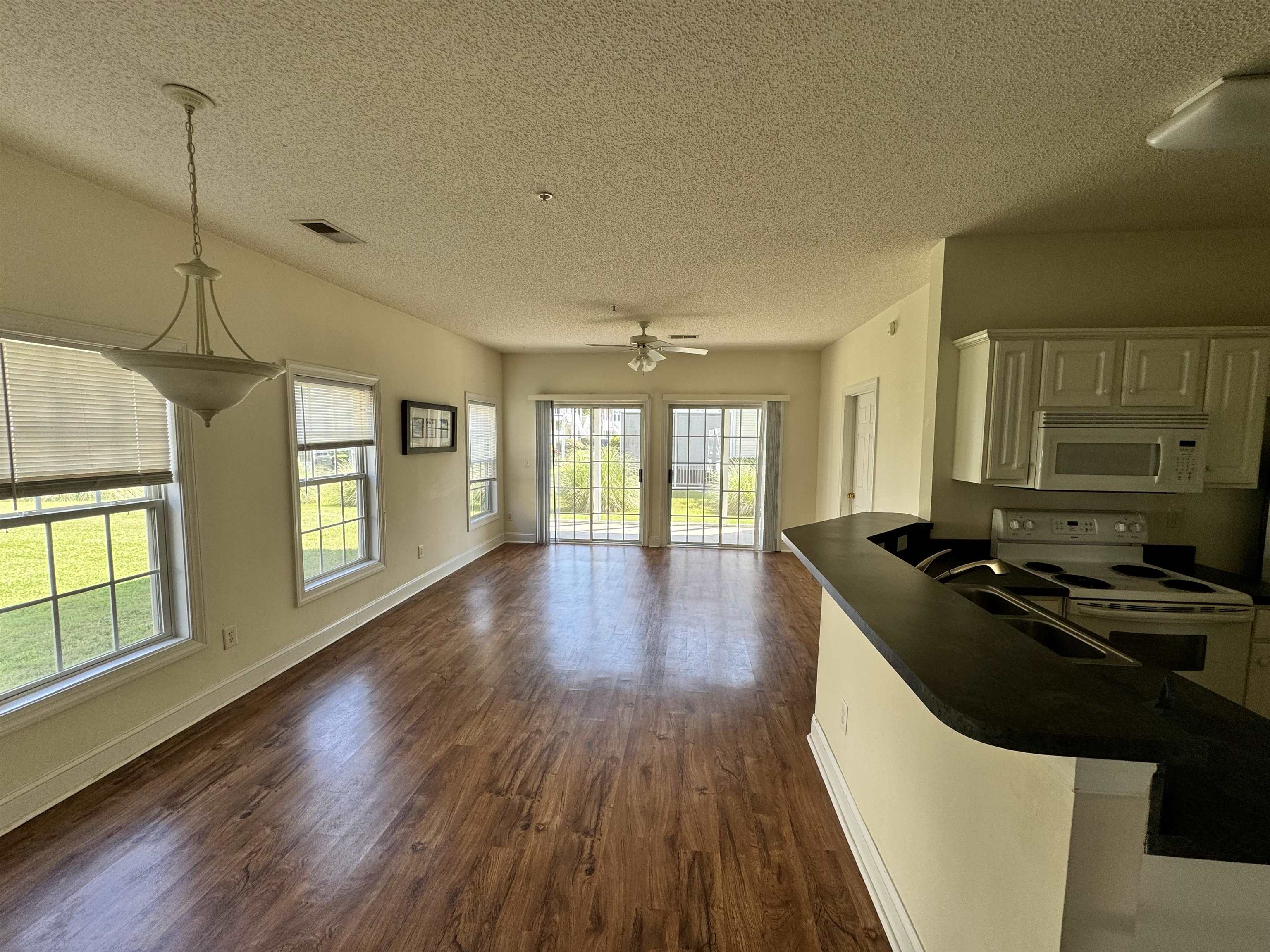 Photo 12 of 22 of 5034 Belleglen Ct. 101 condo