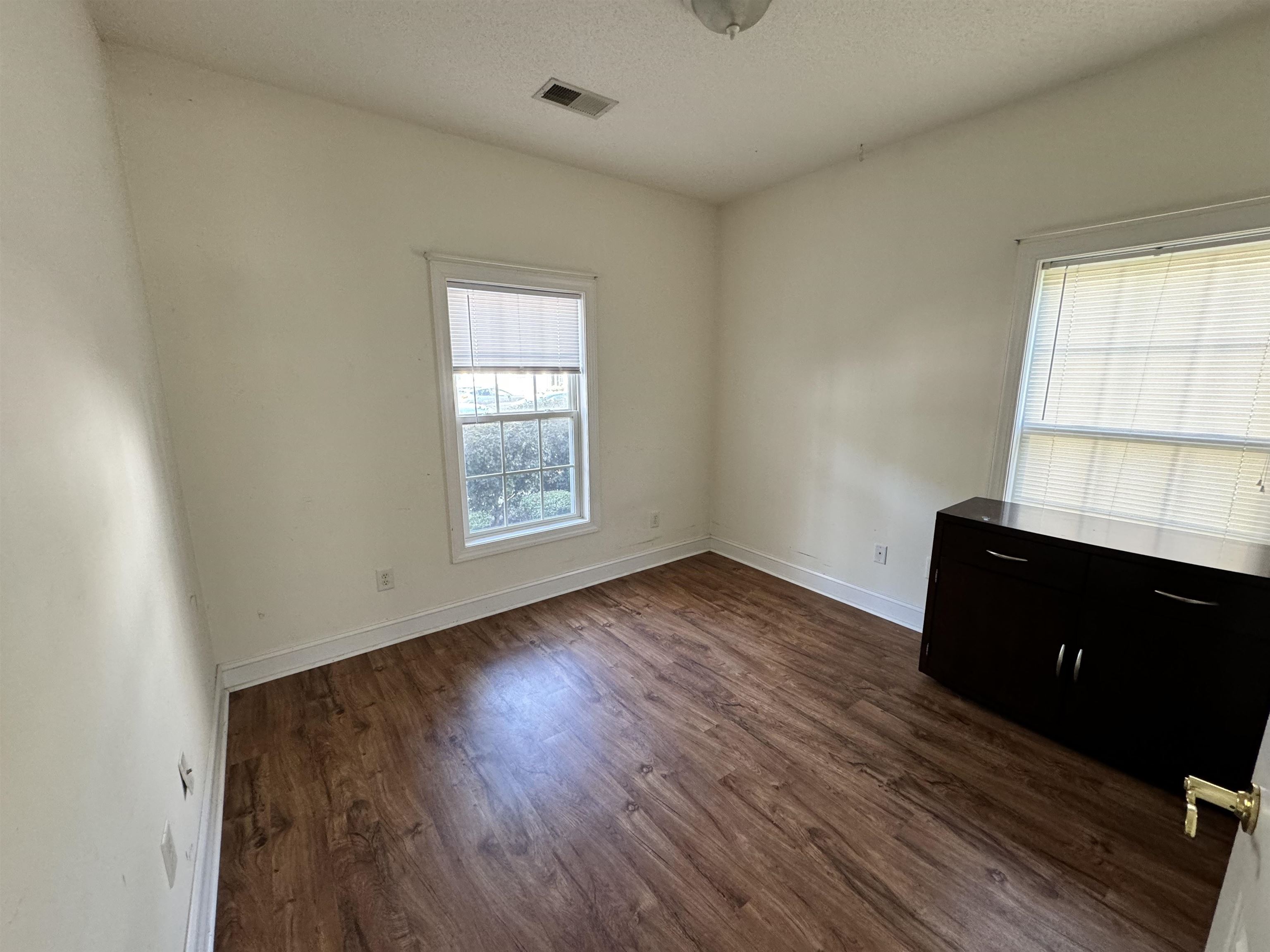 Photo 5 of 22 of 5034 Belleglen Ct. 101 condo