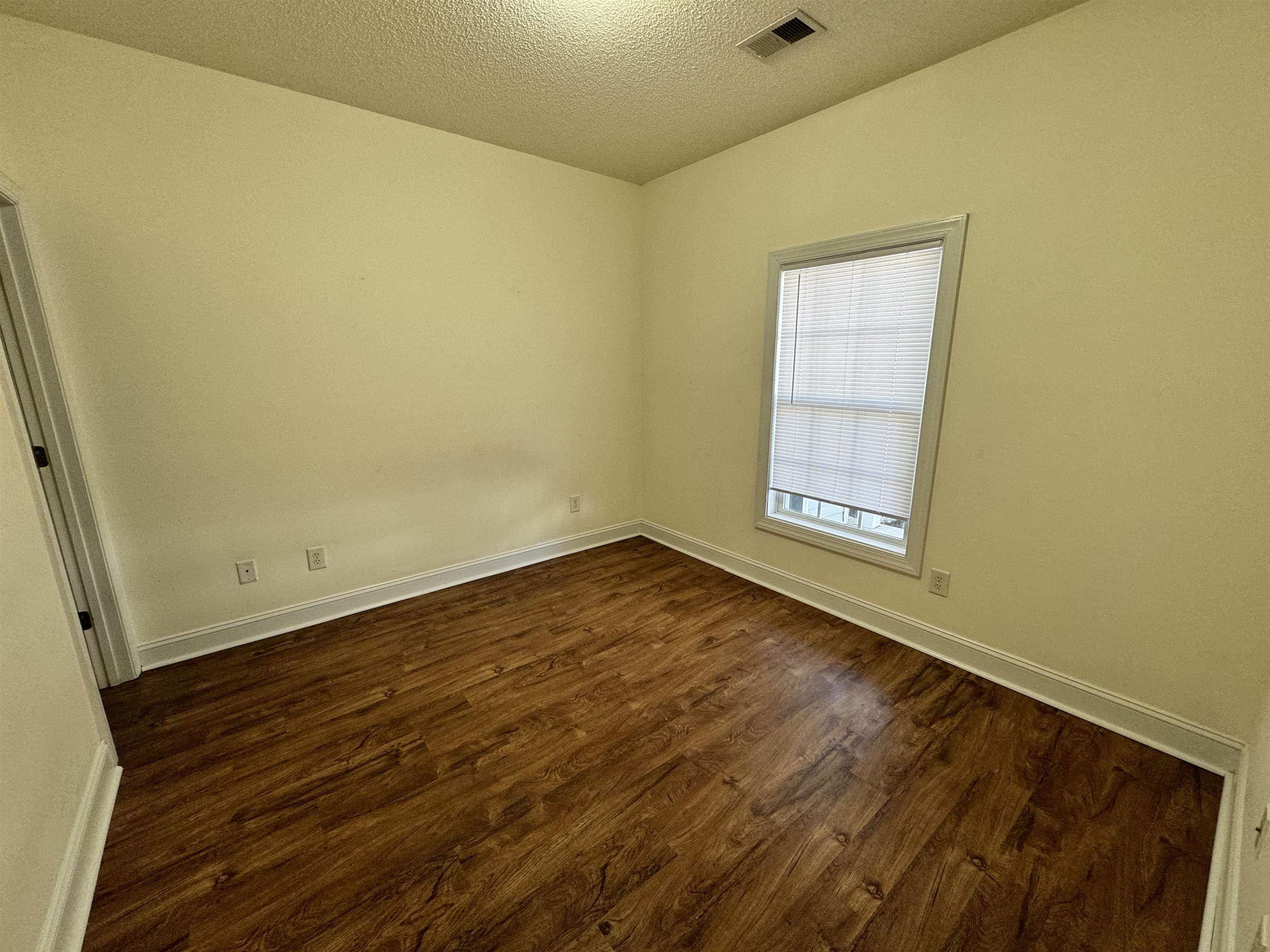 Photo 4 of 22 of 5034 Belleglen Ct. 101 condo