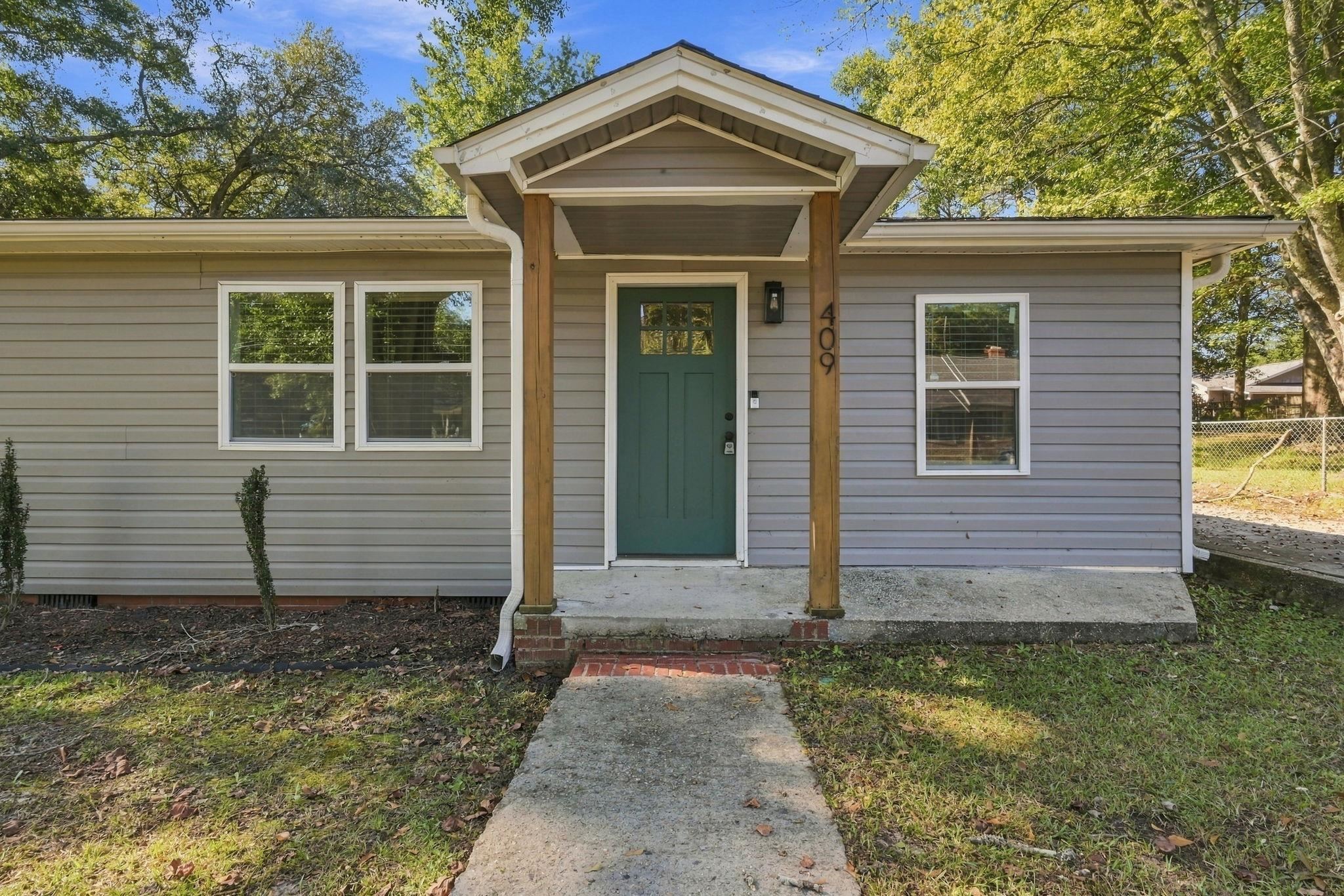 409 Sycamore St.