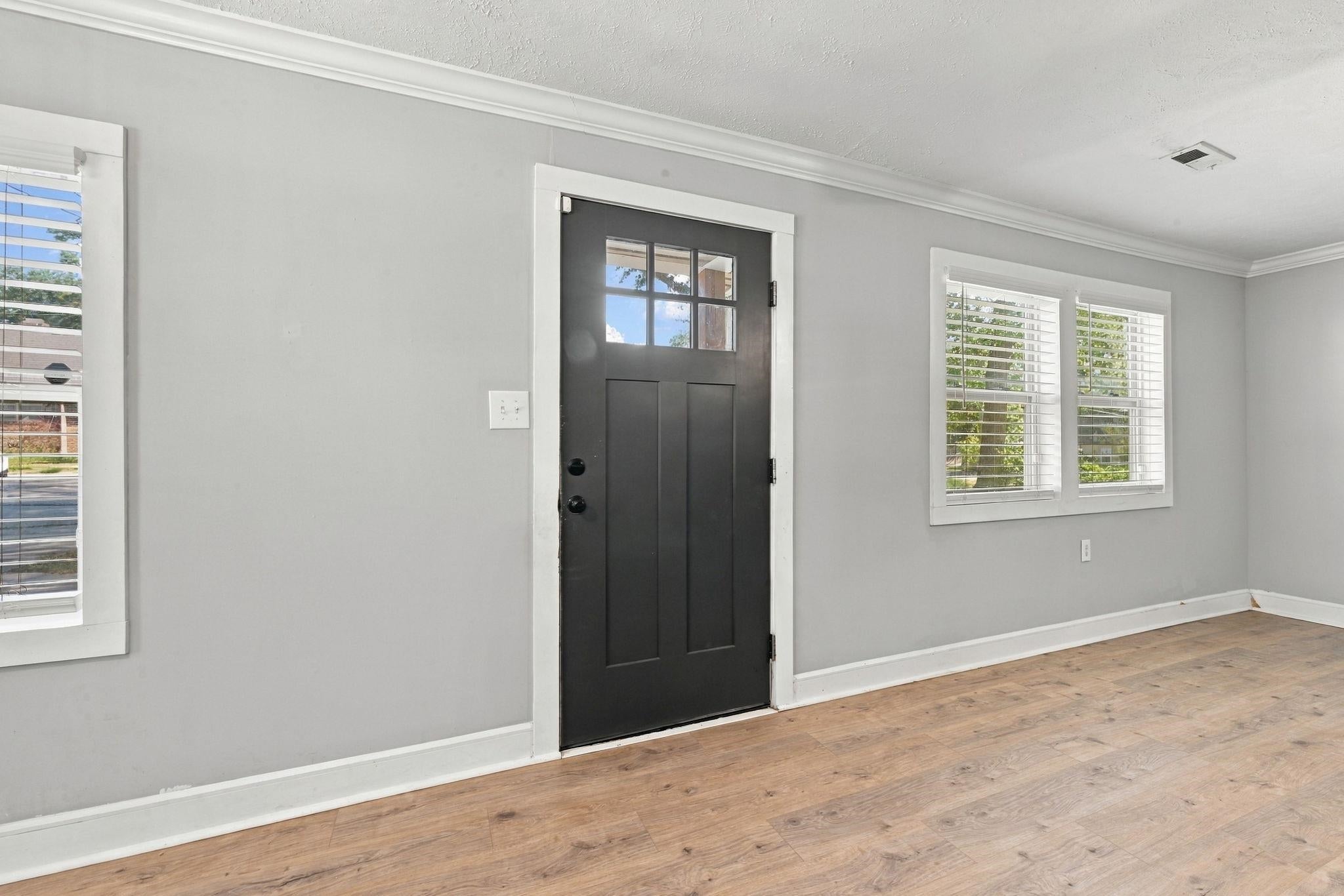 409 Sycamore St.
