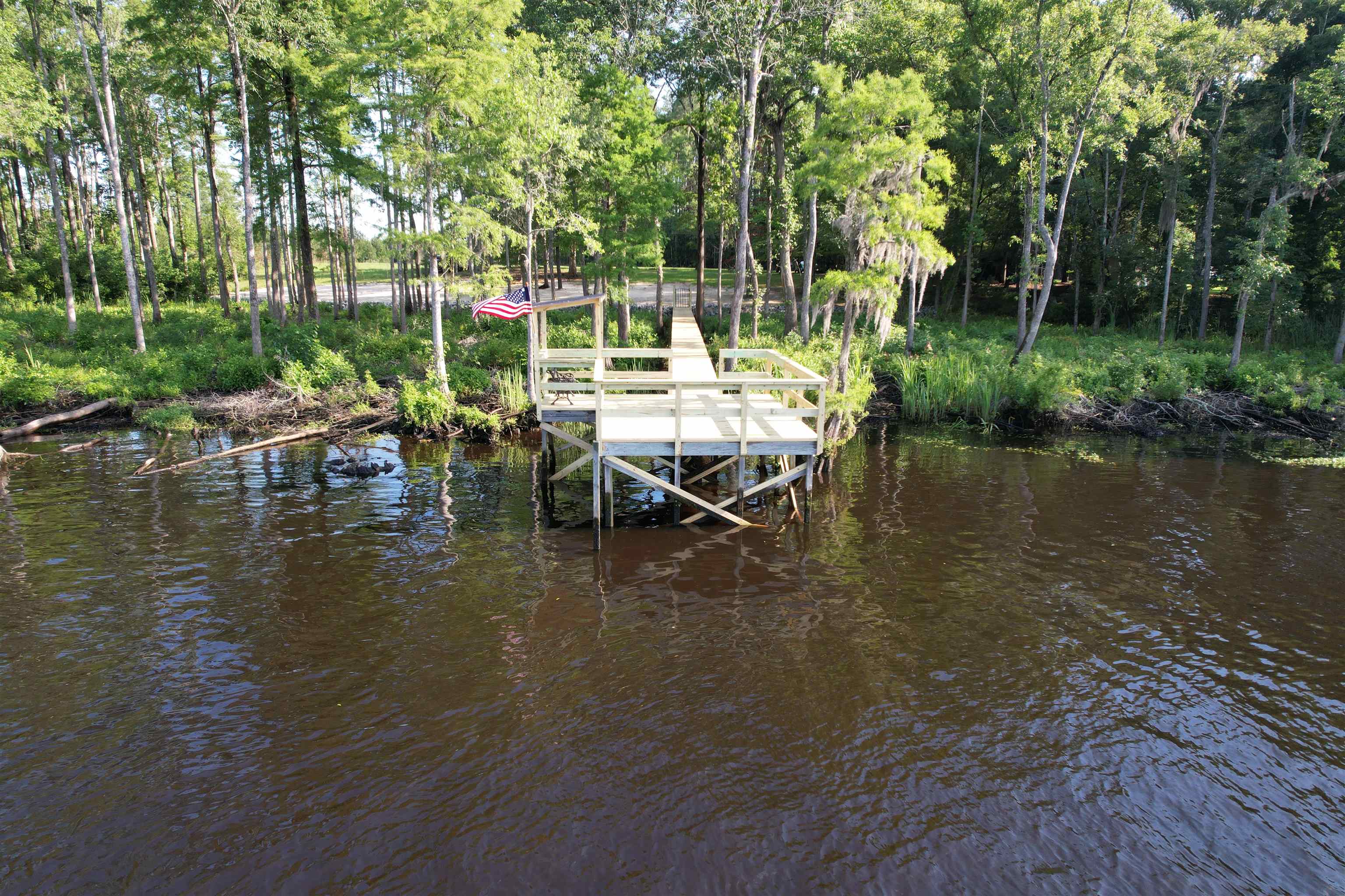 598 Comanche Dr.