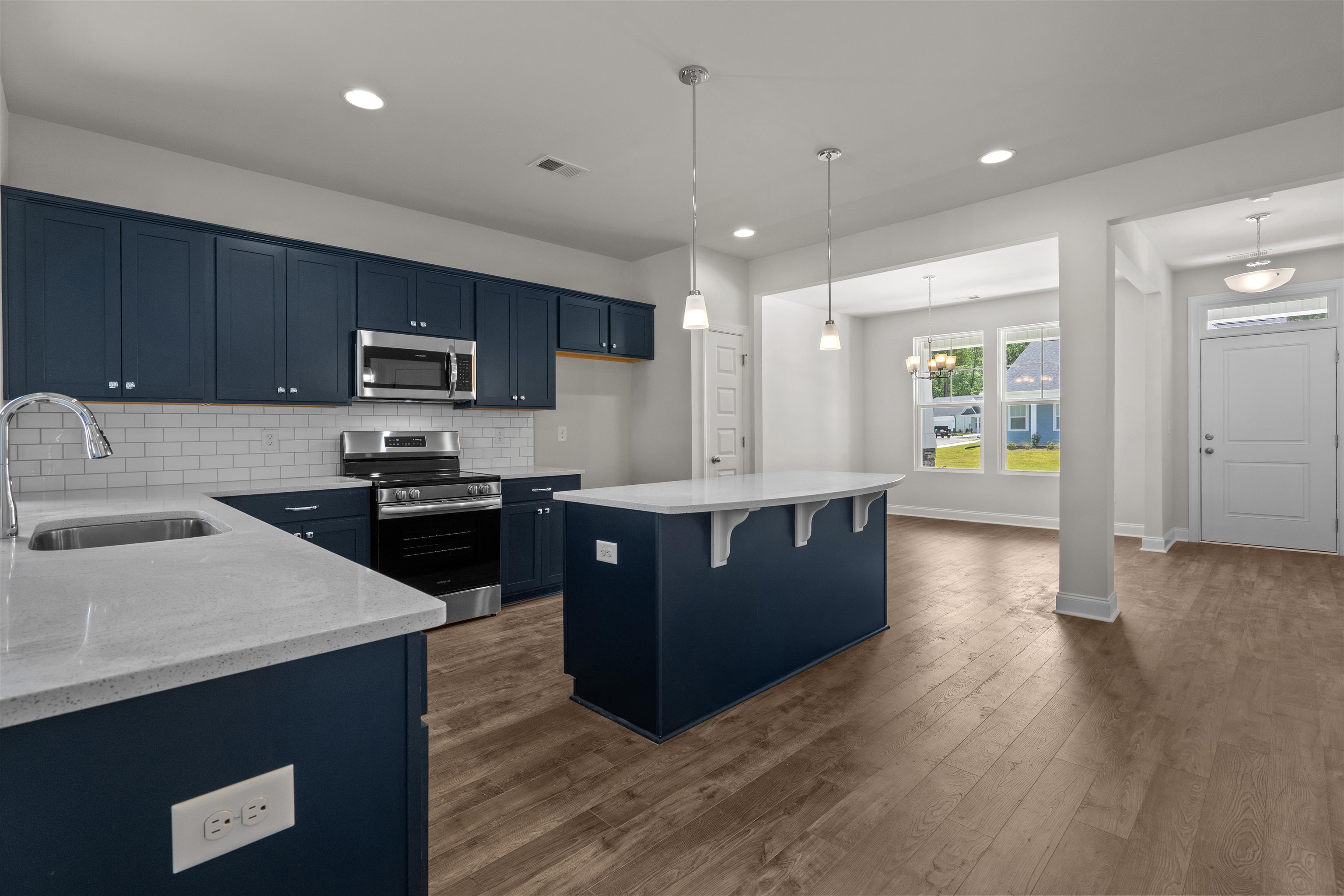 1129 NW Forest Bend Dr.