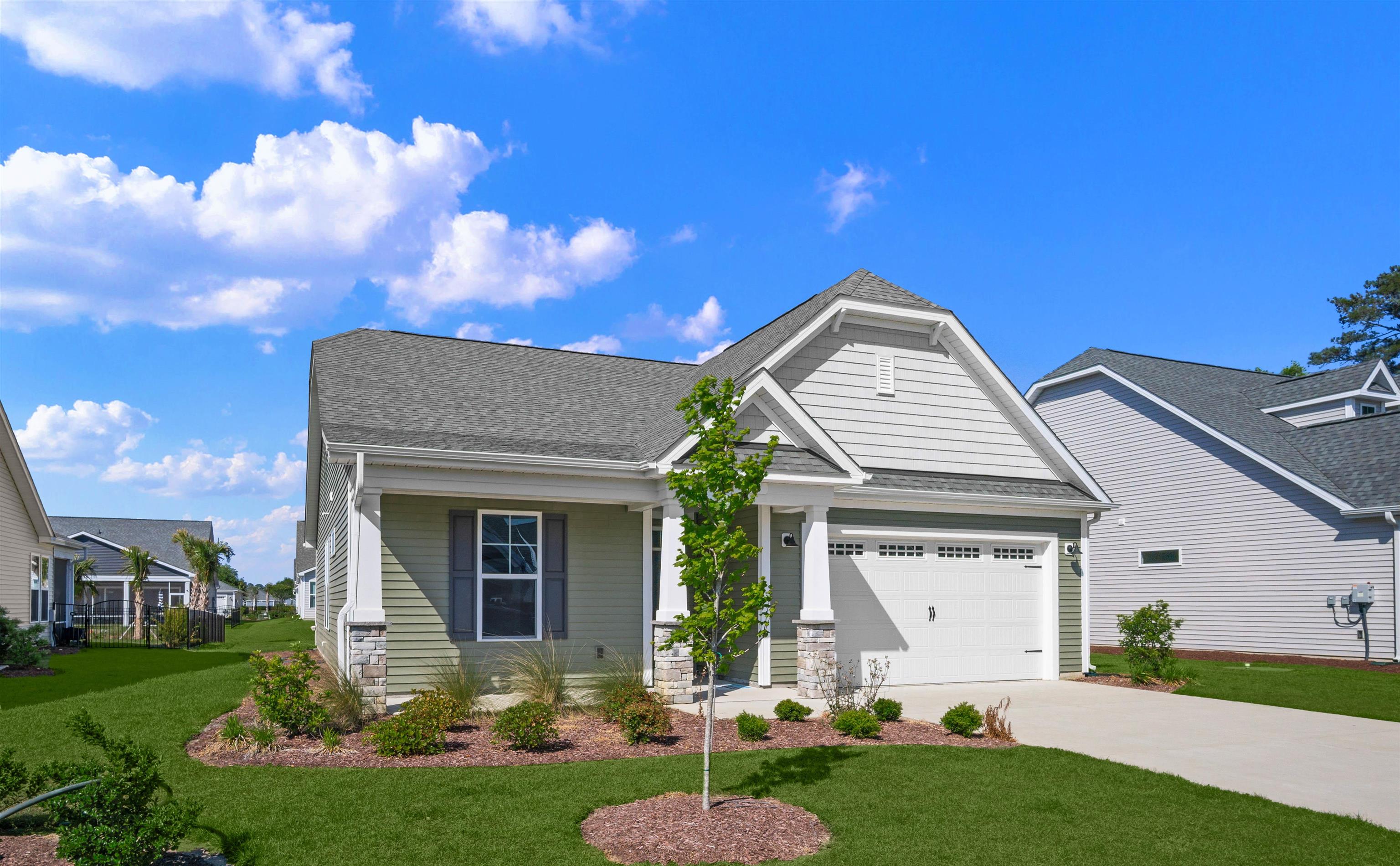 916 Anemone Ct NW