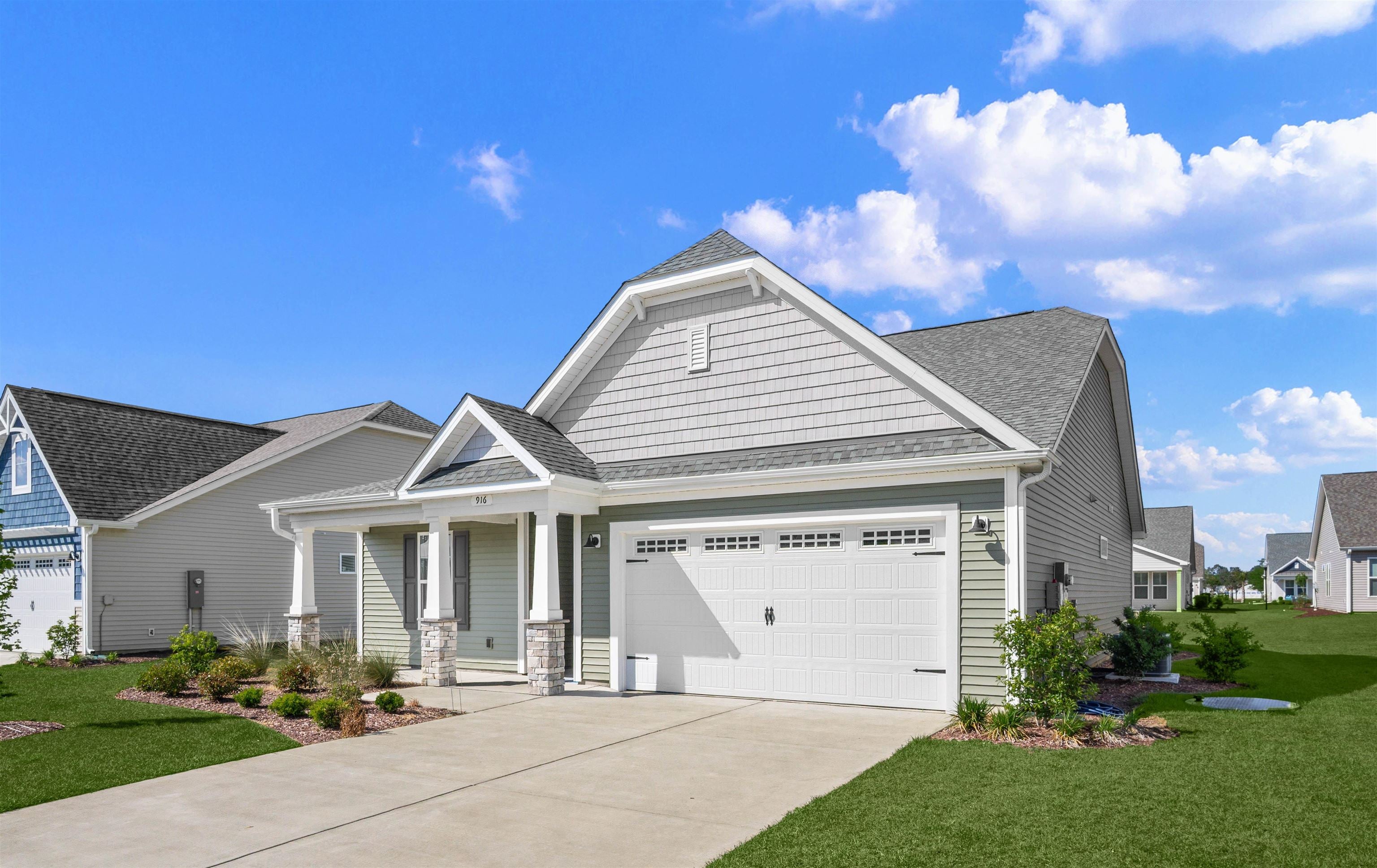 916 Anemone Ct NW
