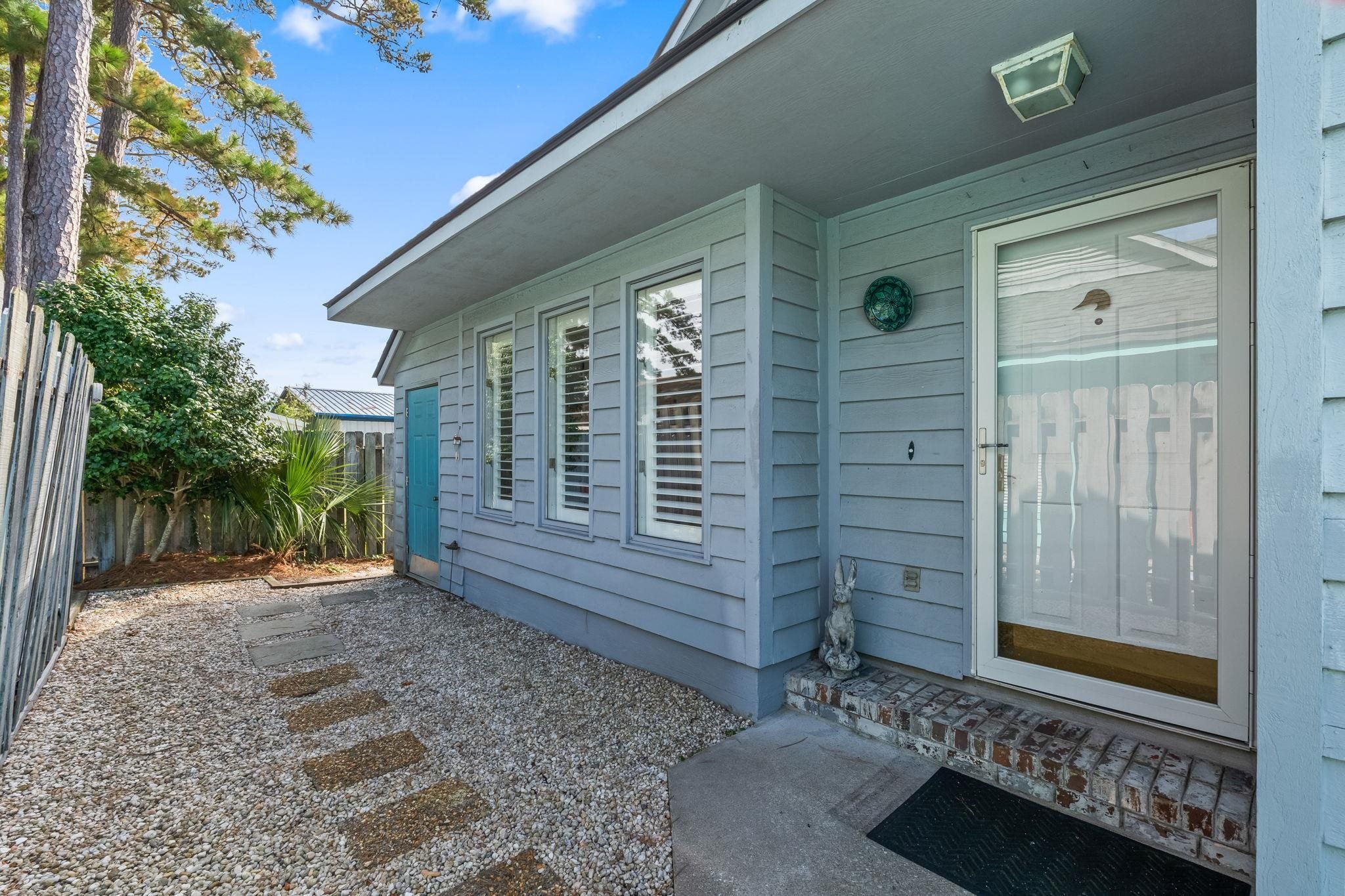708-B 23rd Ave. S
