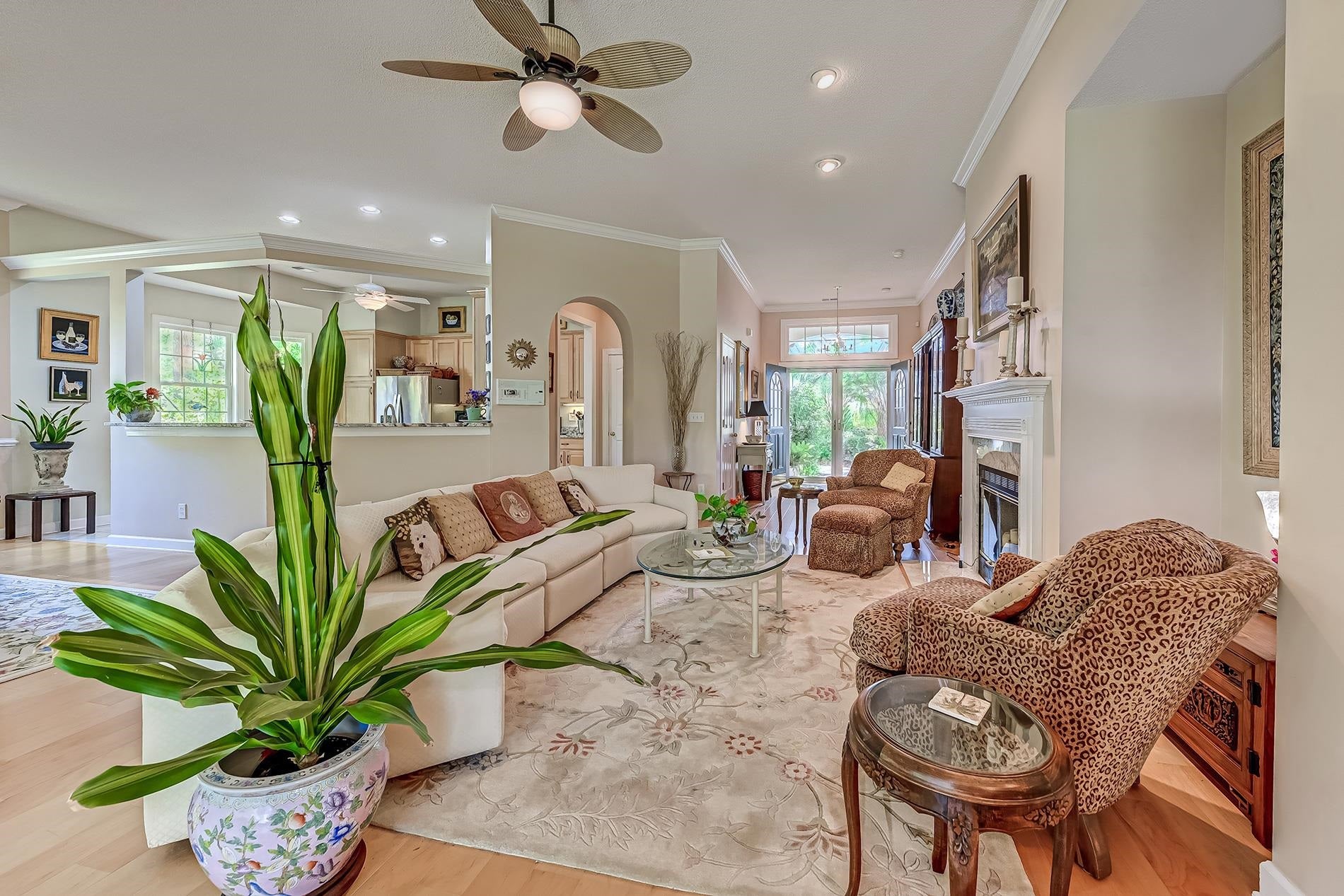 6478 Longwood Dr.