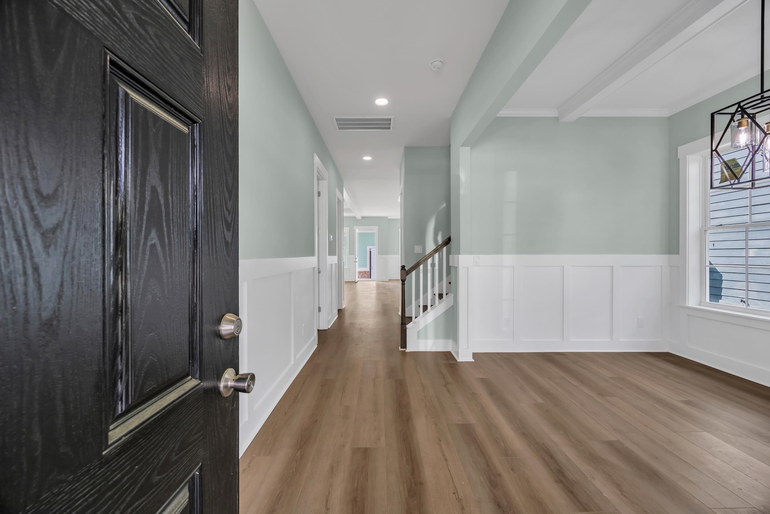 868 Crystal Water Way