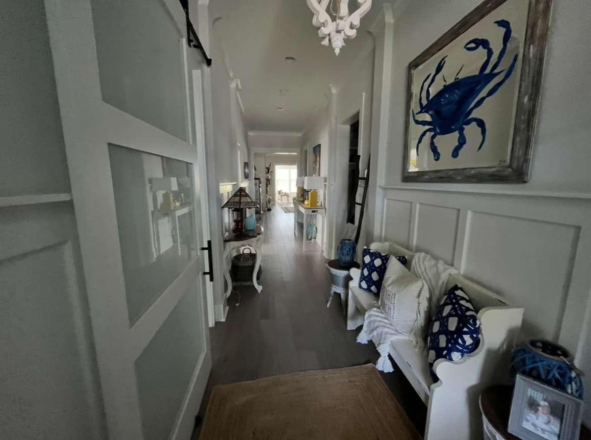 960 Longwood Bluffs Circle