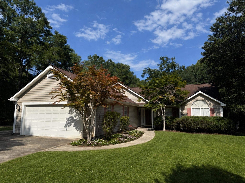 Photo of 126 Otter Run Rd, Pawleys Island, SC 29585 (MLS # 2620904)