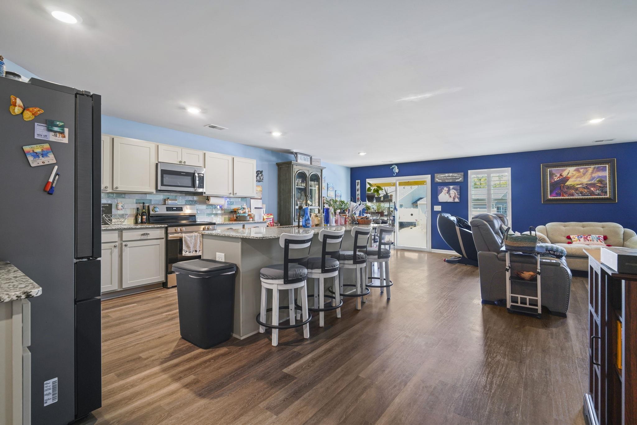 927 Cherrystone Loop