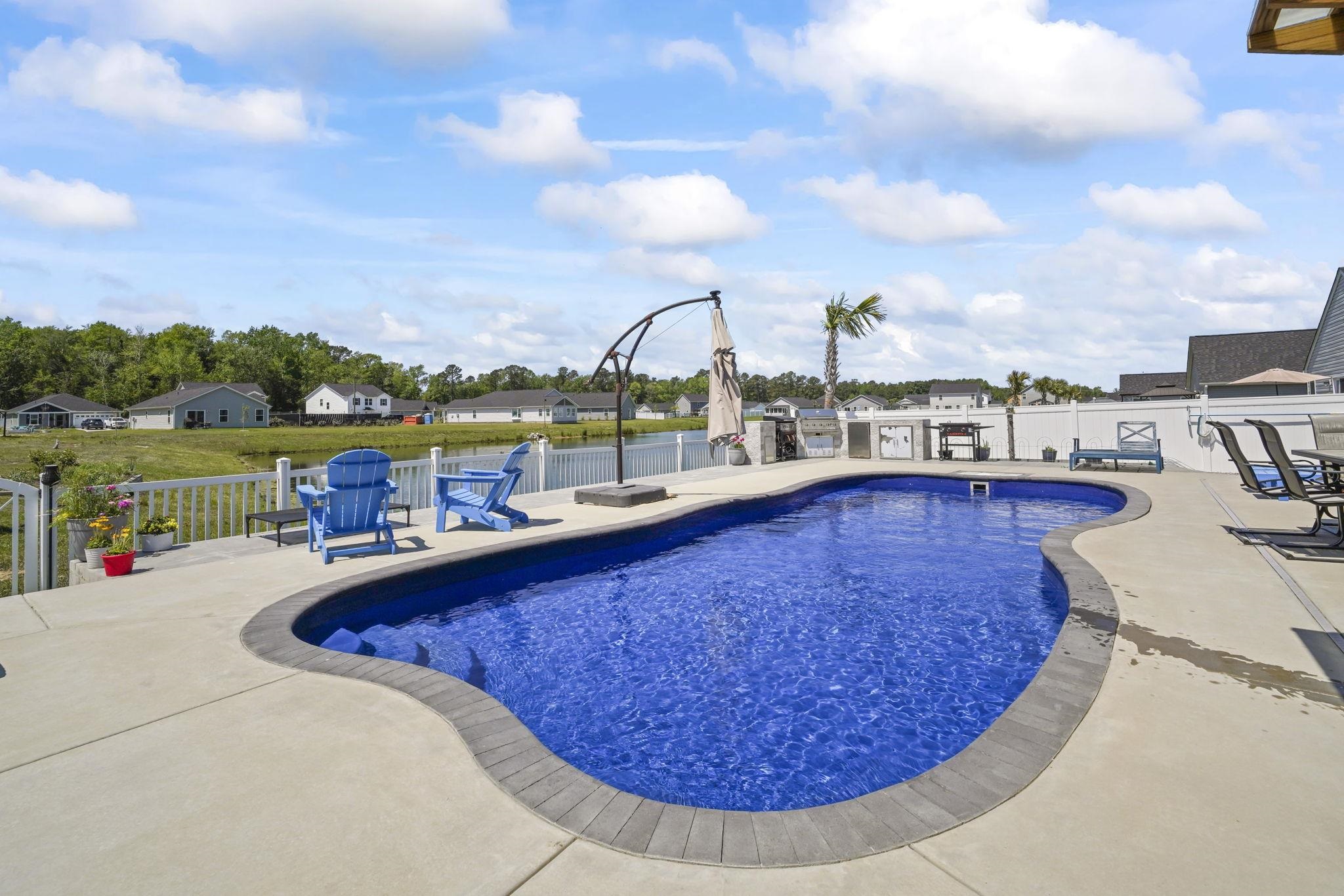 927 Cherrystone Loop