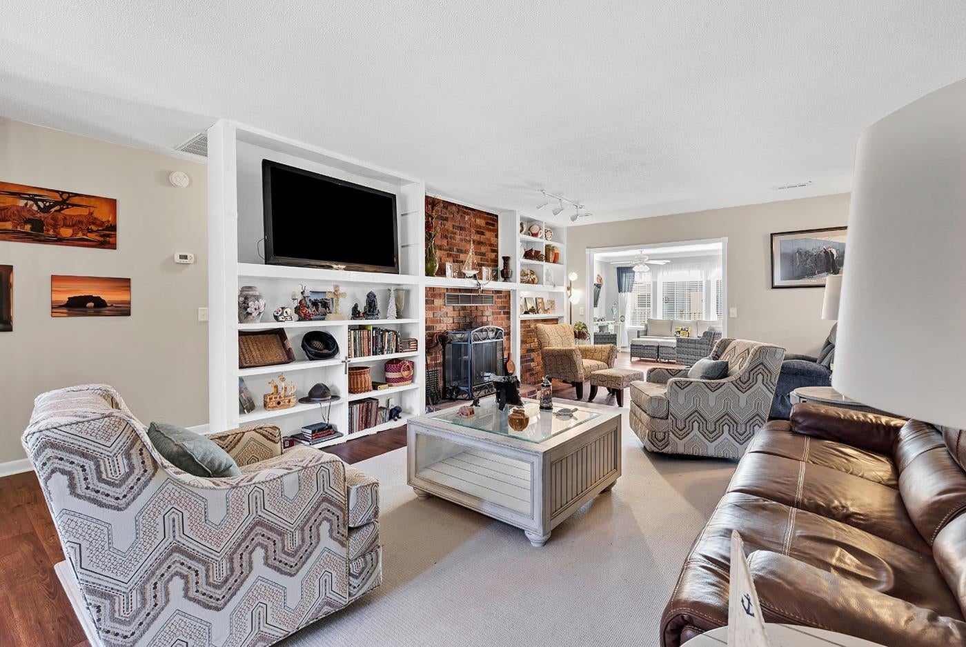 4402 Camellia Dr.