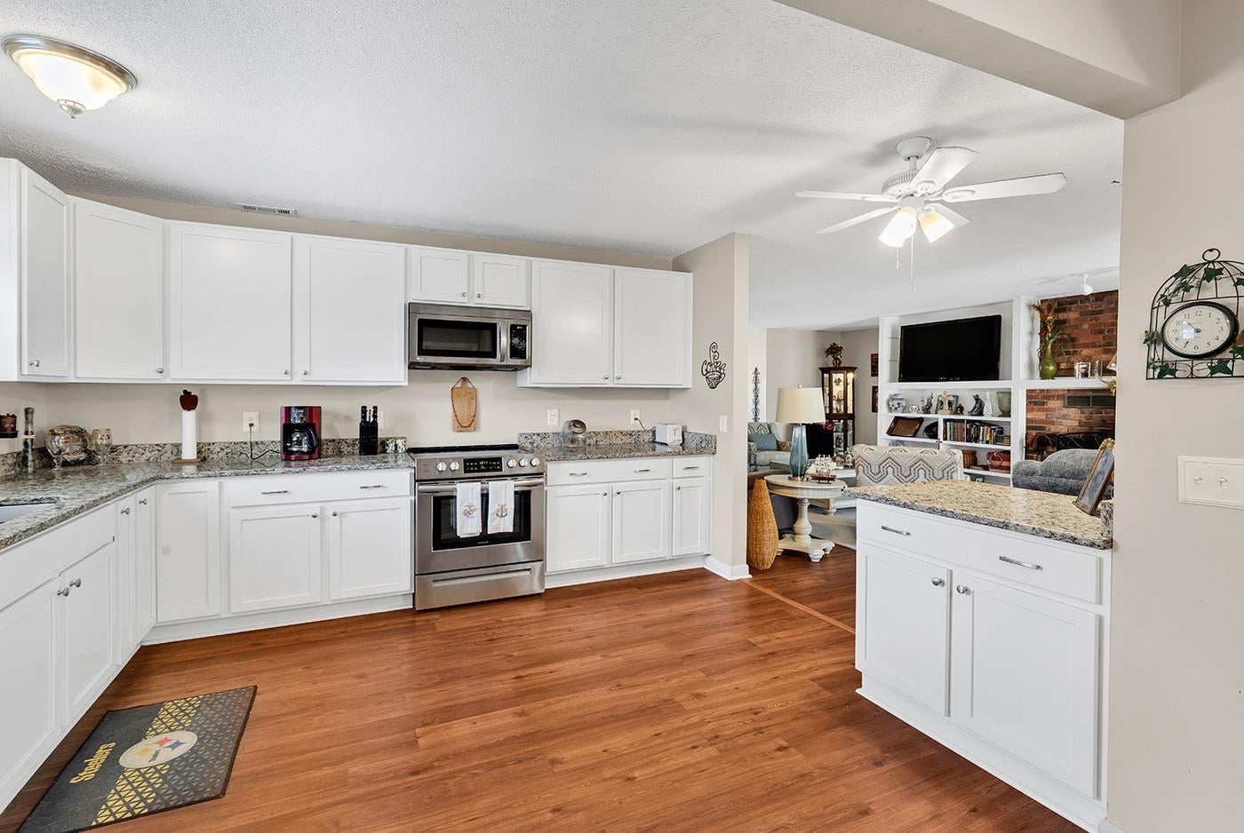 4402 Camellia Dr.