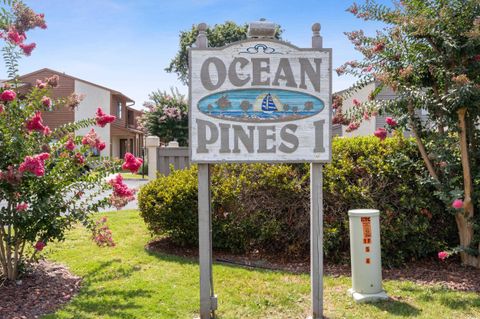 A home in Surfside Beach