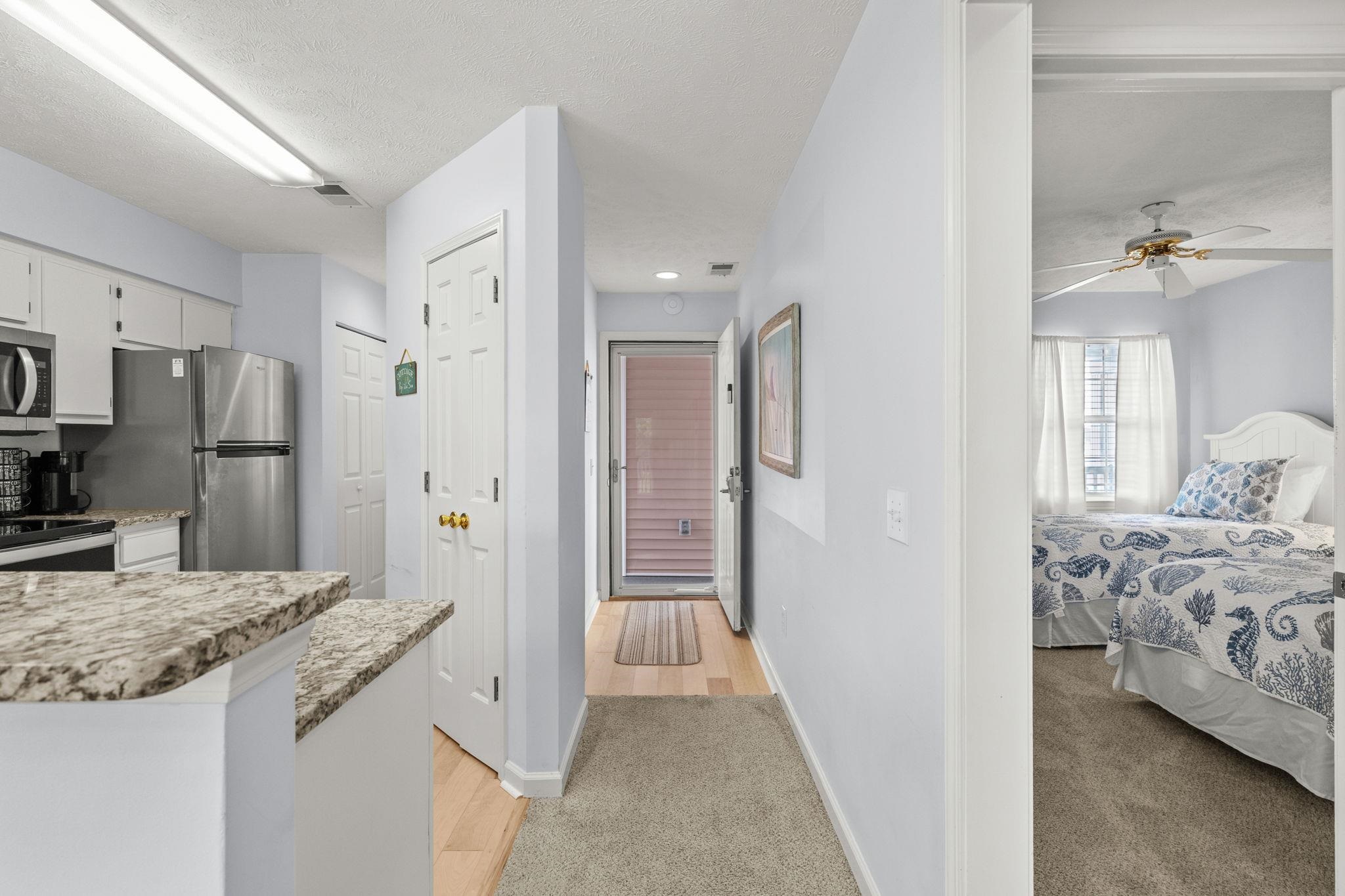 633 Waterway Village Blvd. 11-I