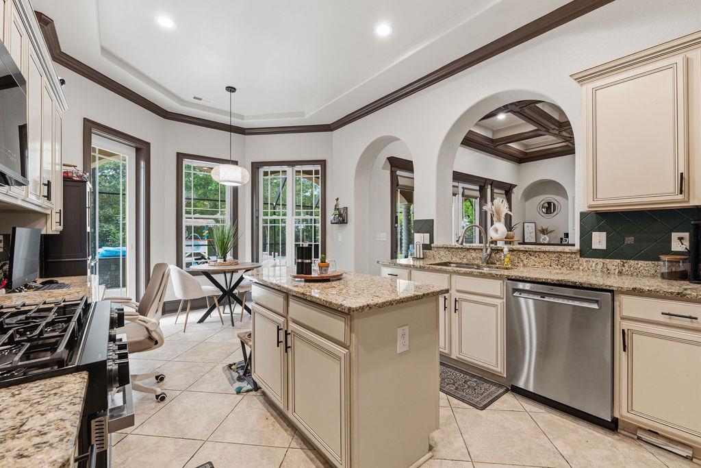 2060 Timmerman Rd.