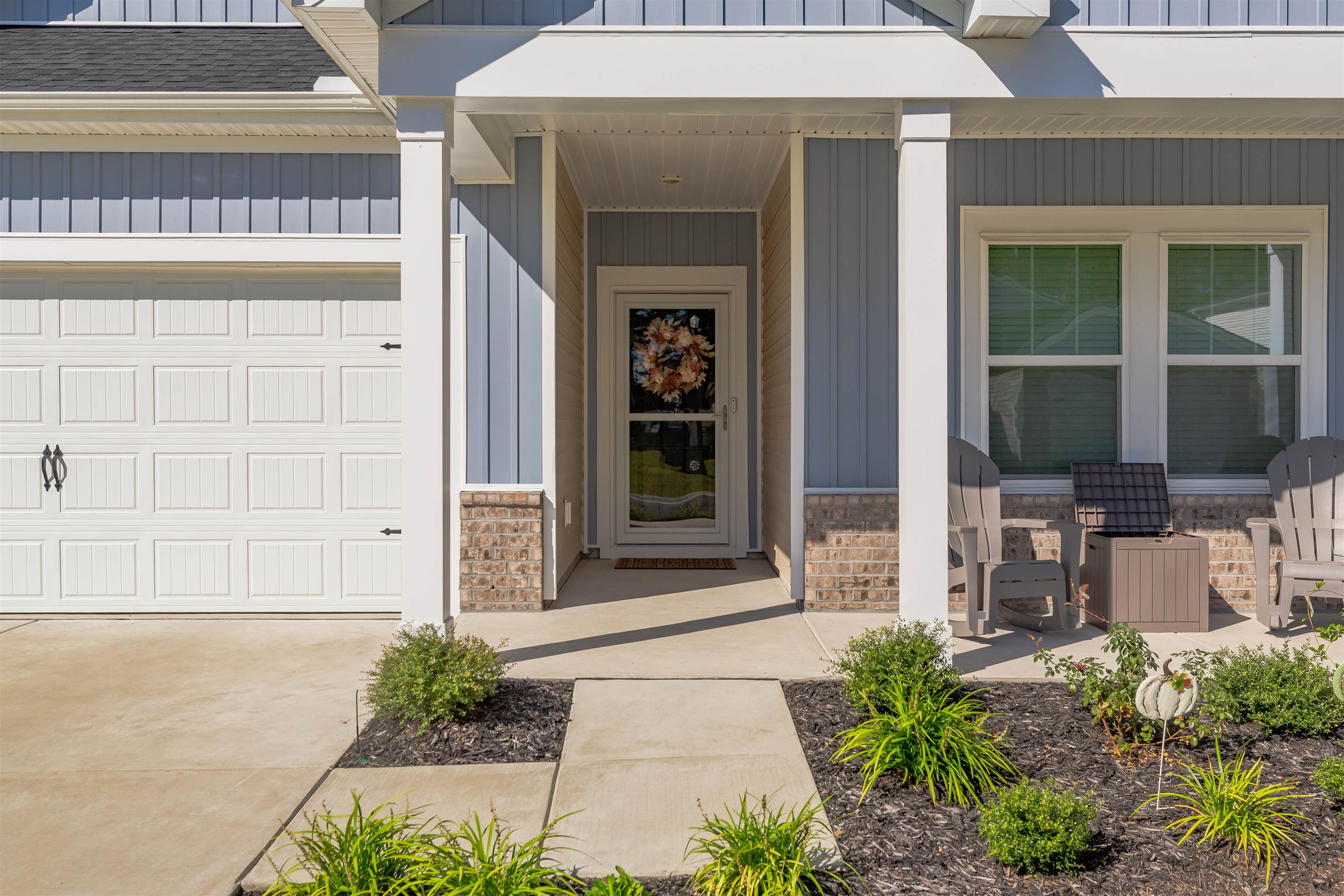 5015 Riverton Ct