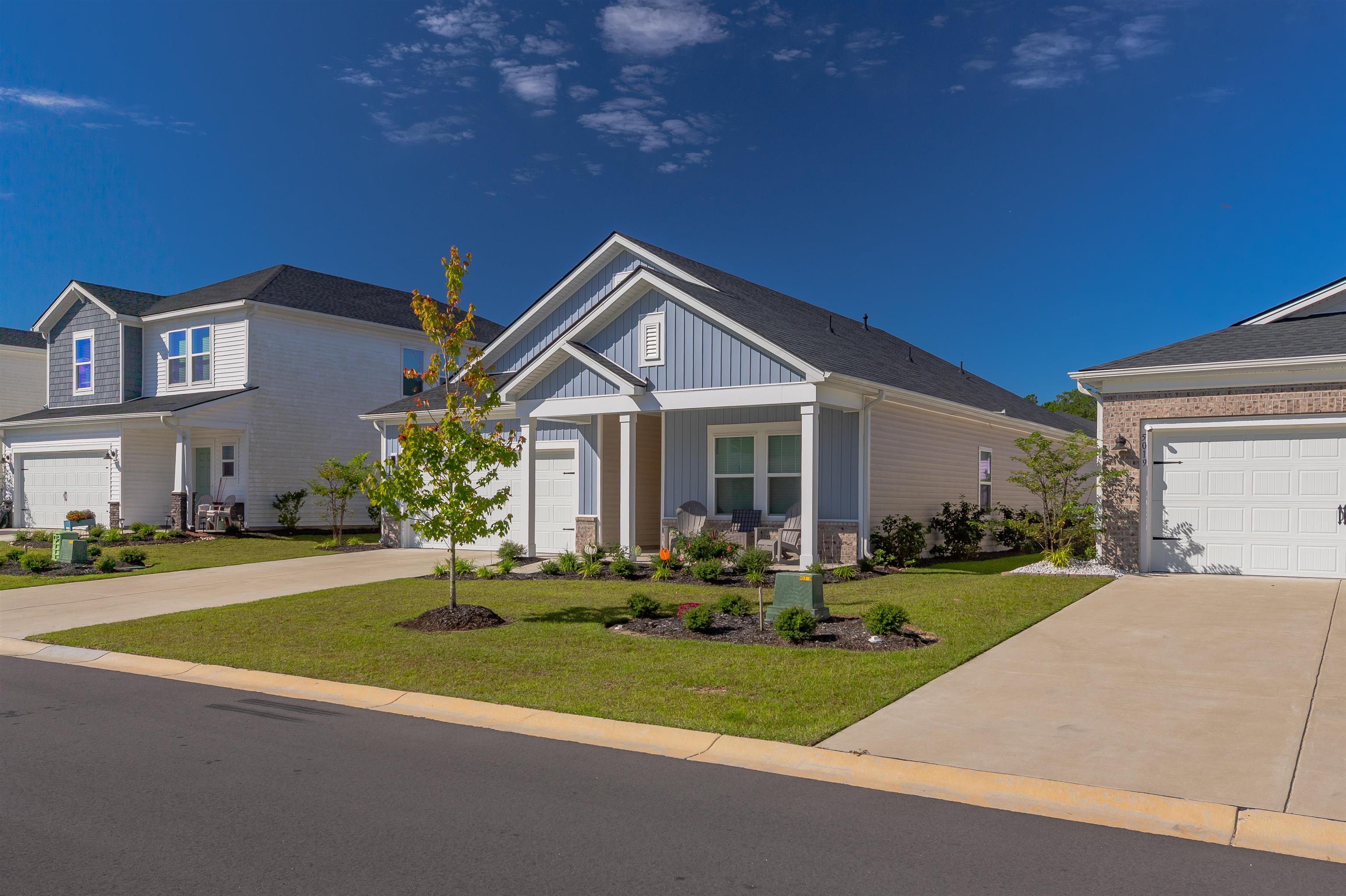 5015 Riverton Ct