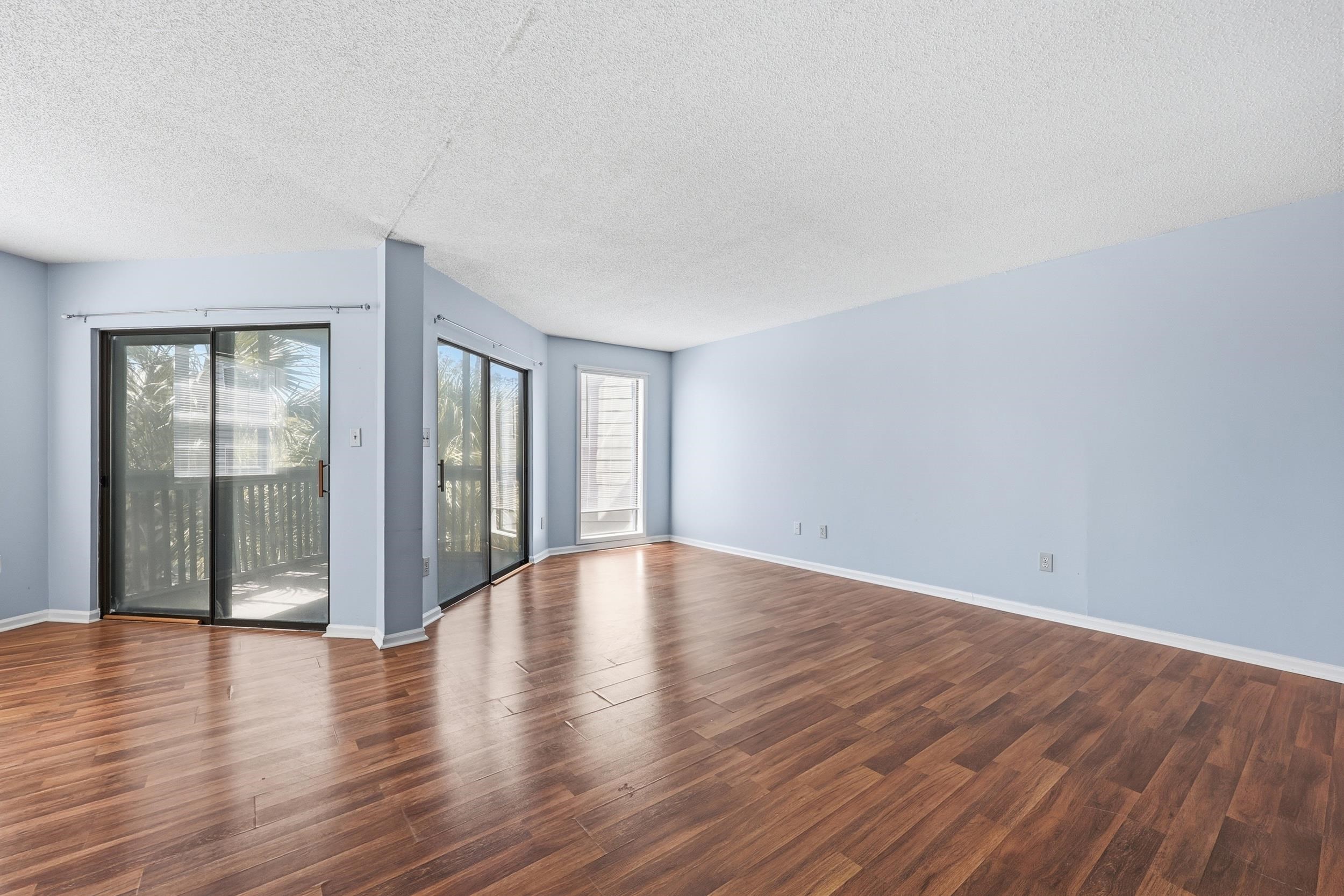 1500 Cenith Dr. 101-C