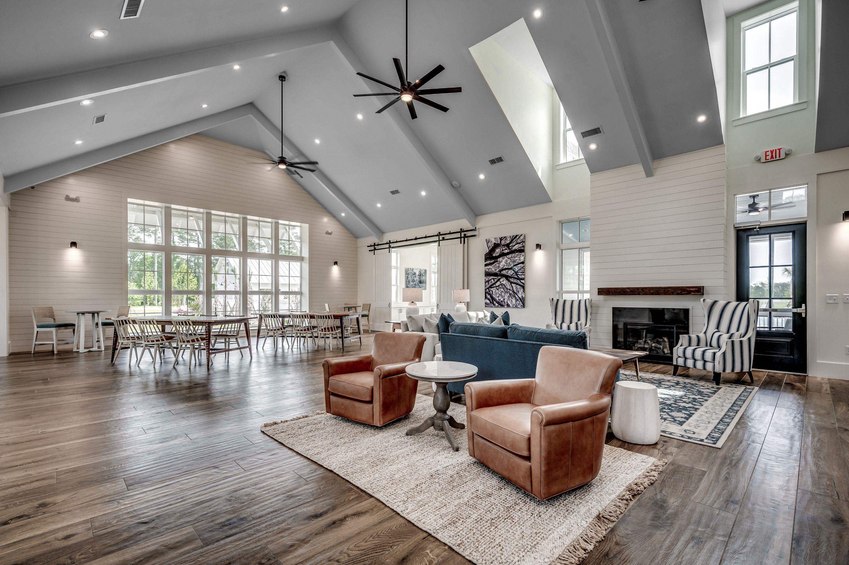 1426 Lancaster Way