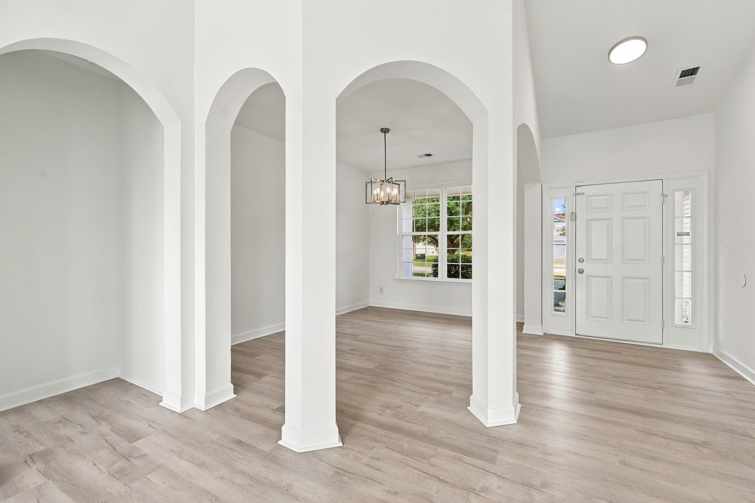 172 Zinnia Dr.