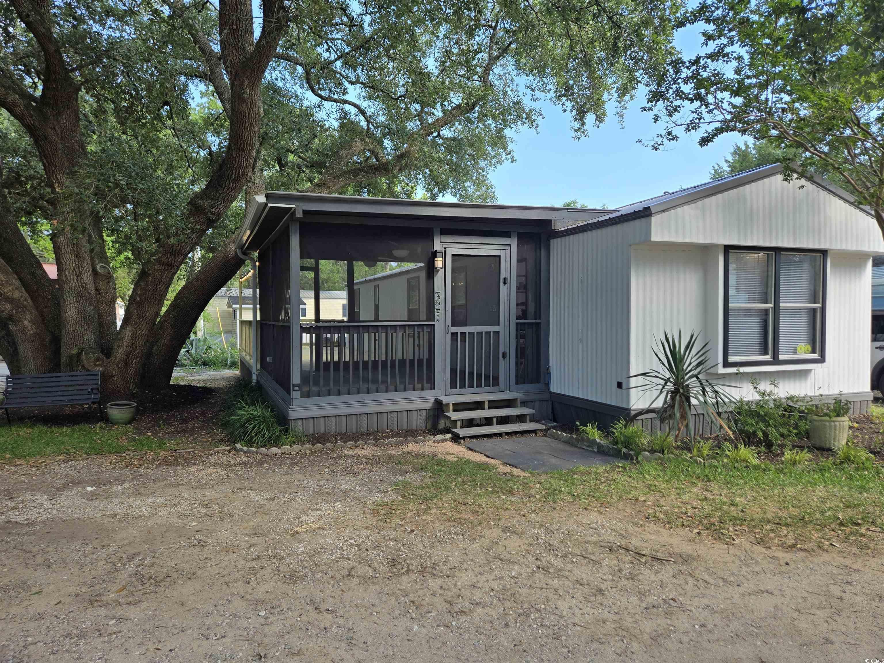 327 Ross Ln.