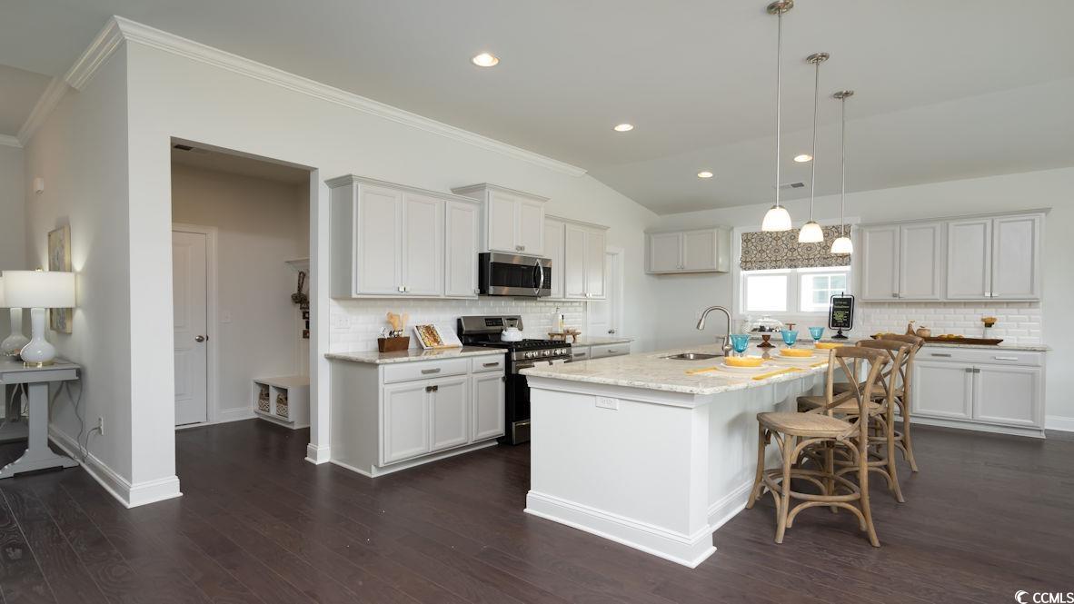 1239 Maxwell Dr.