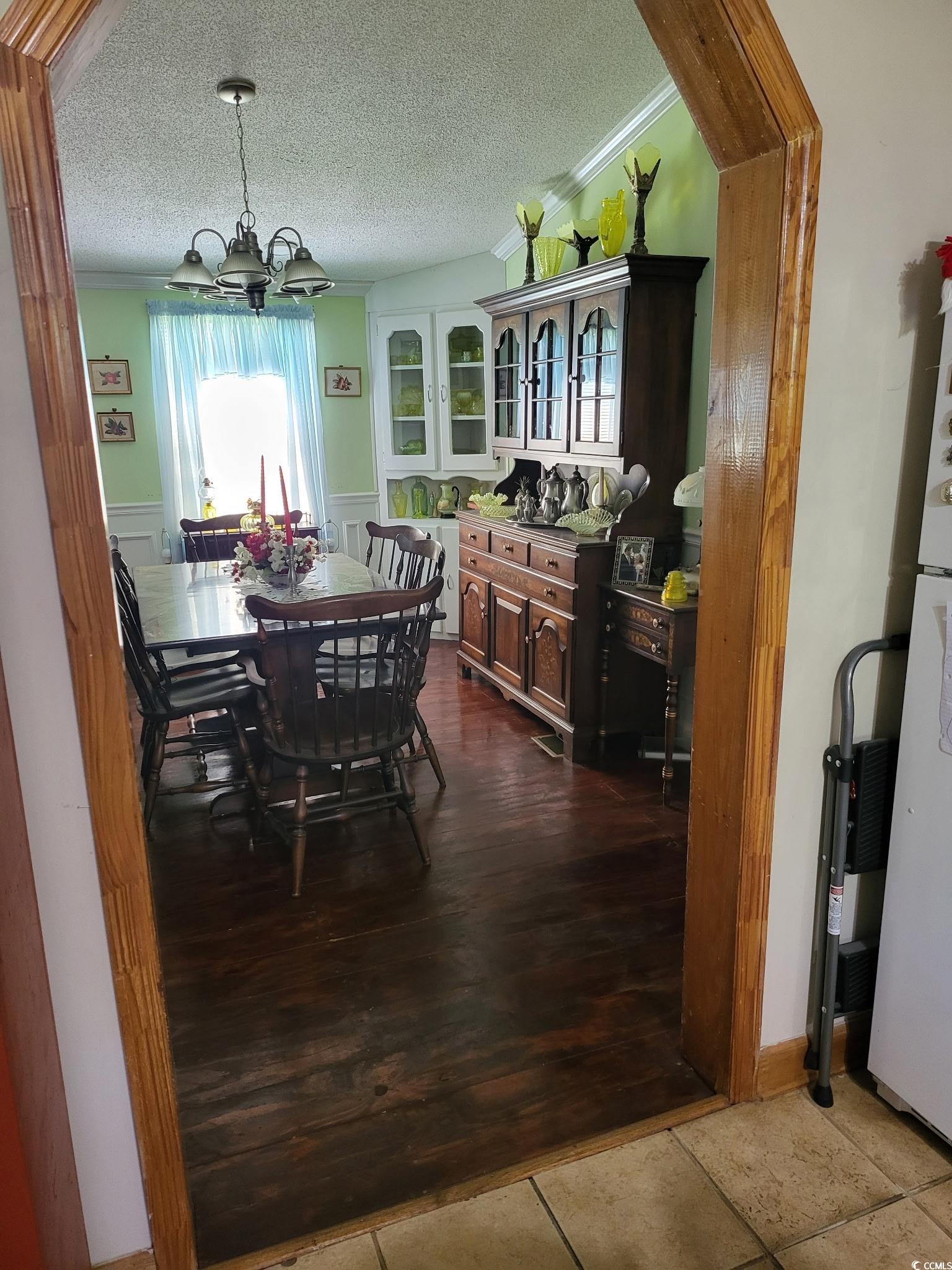 6034 Woodhurst Dr.