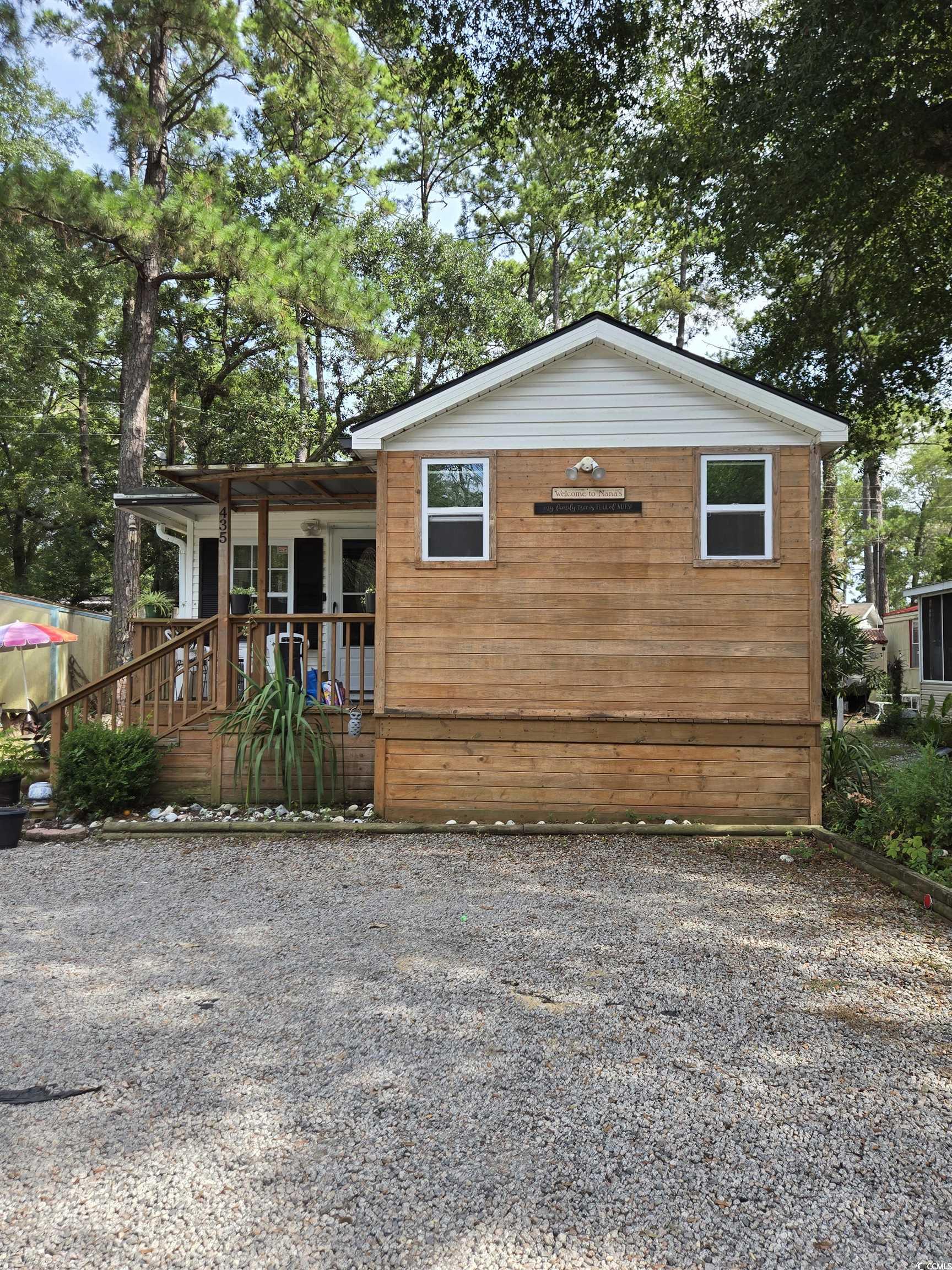435 East Bank Dr.
