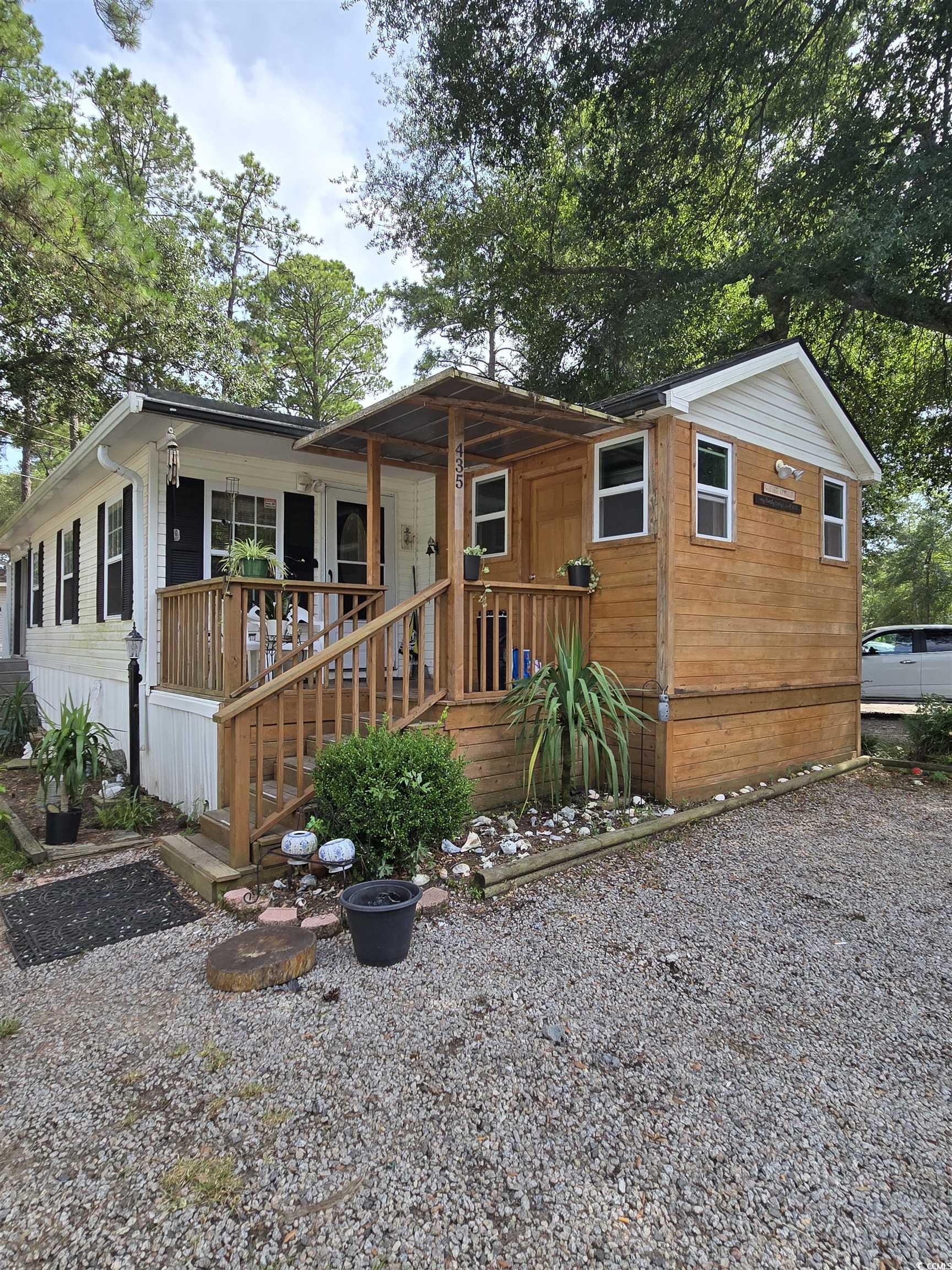 435 East Bank Dr.