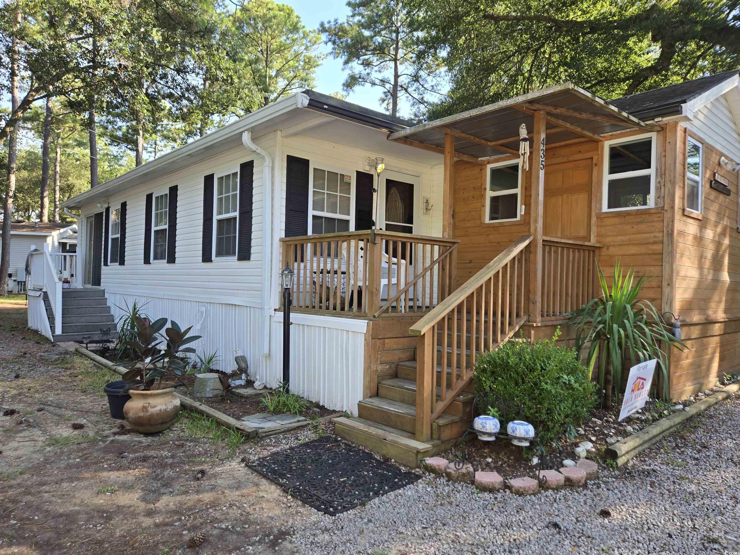 435 East Bank Dr.