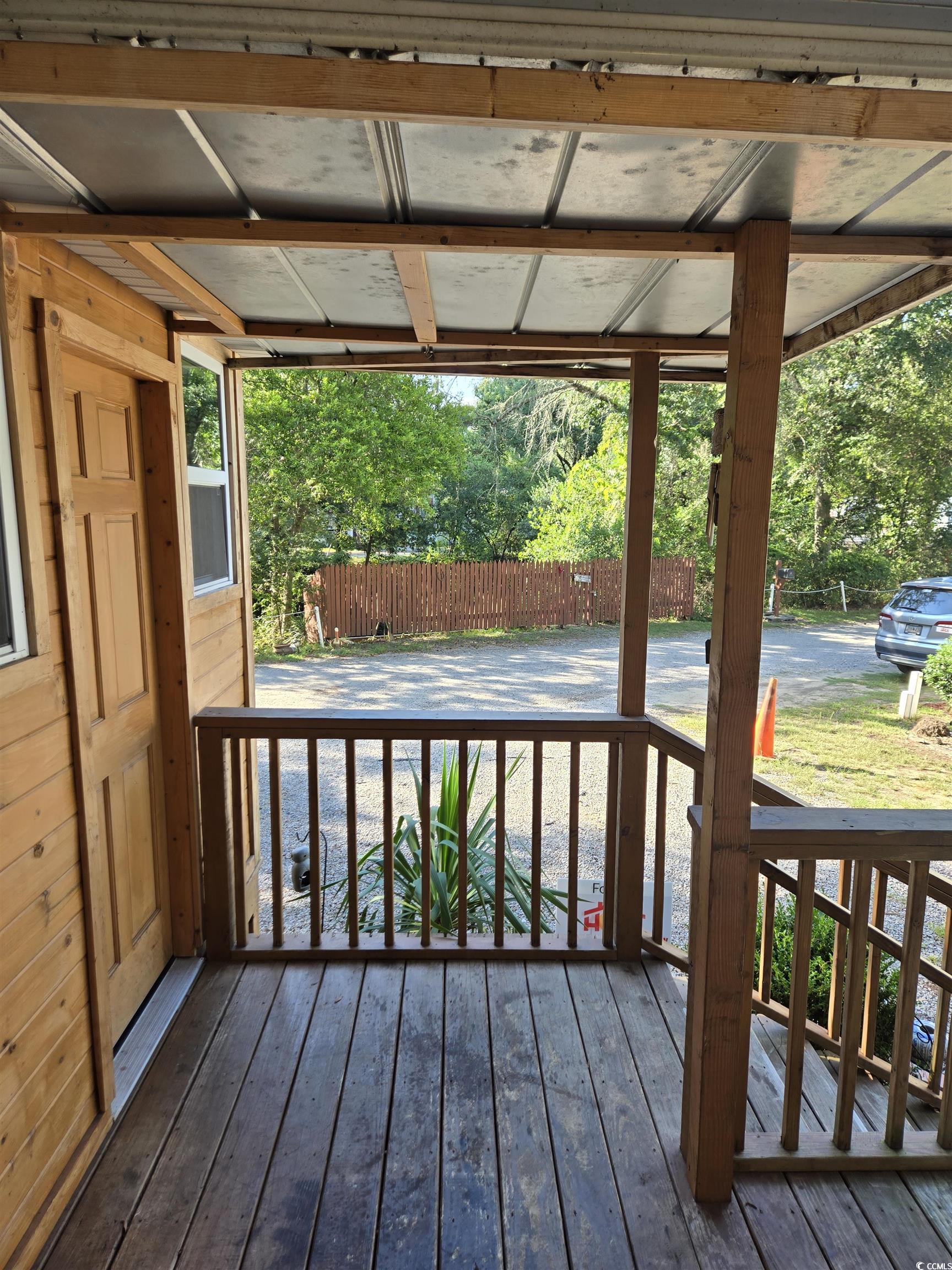 435 East Bank Dr.