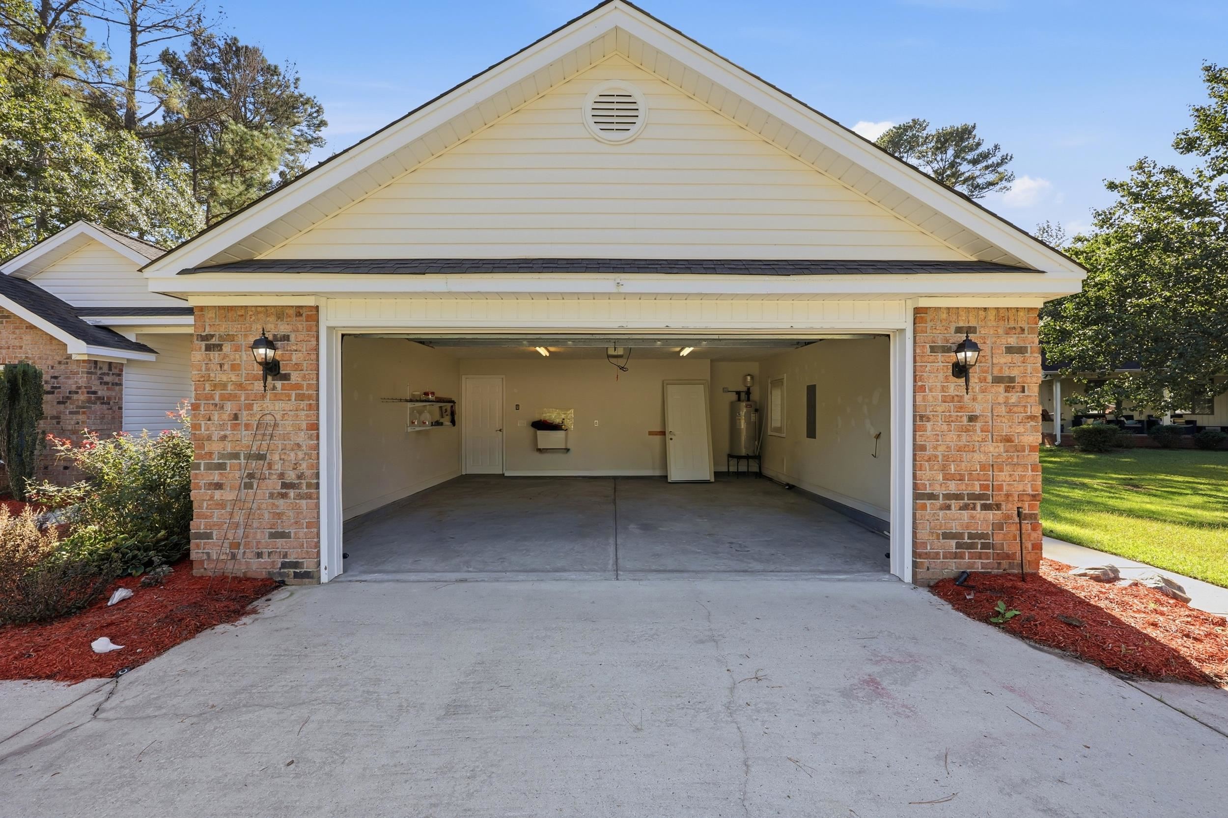 2267 Wedgefield Rd.