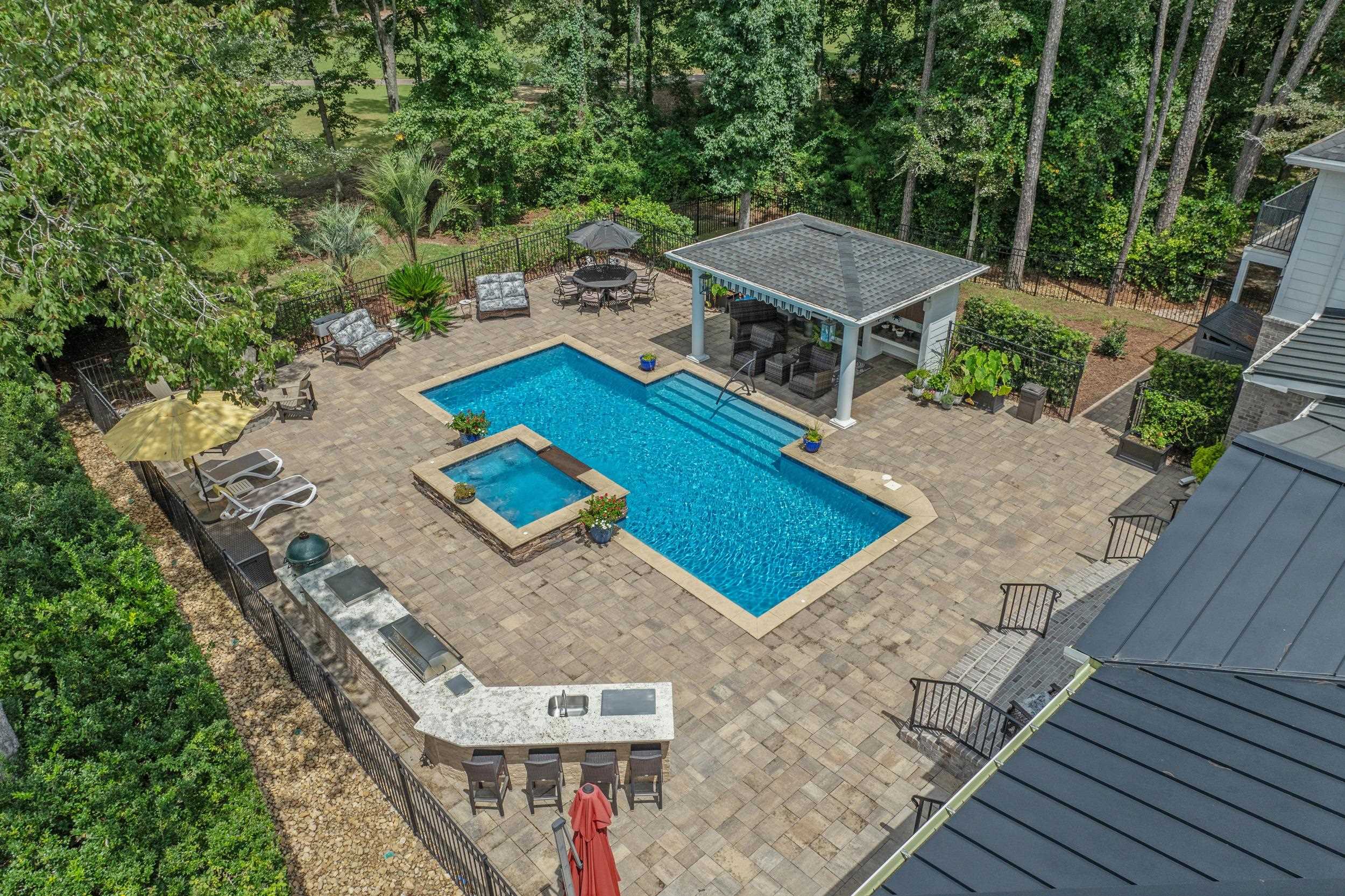 4333 Hunters Wood Dr.