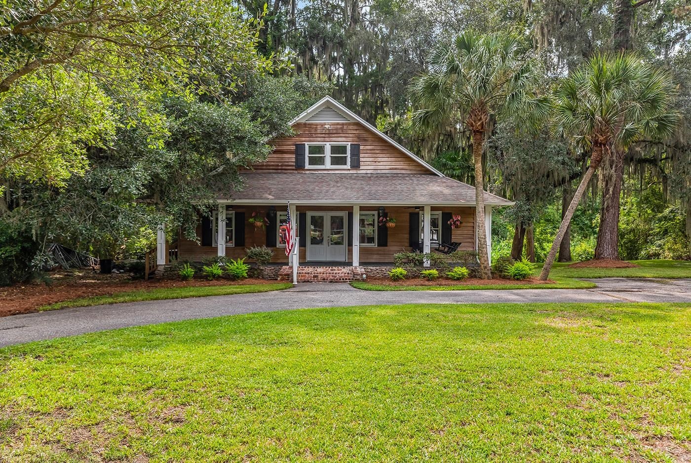 3338 Kings River Rd.