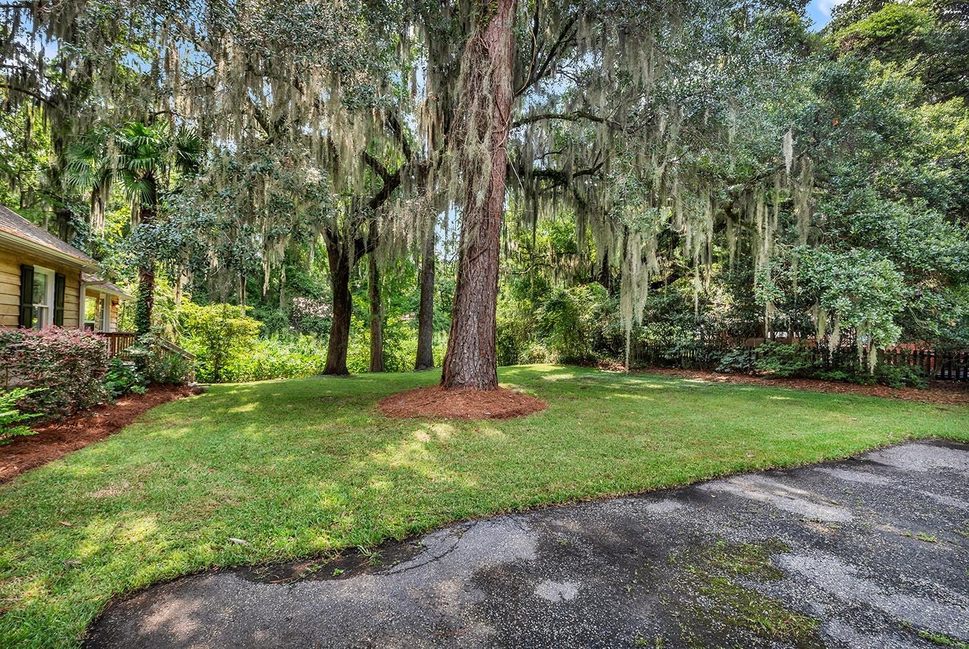 3338 Kings River Rd.