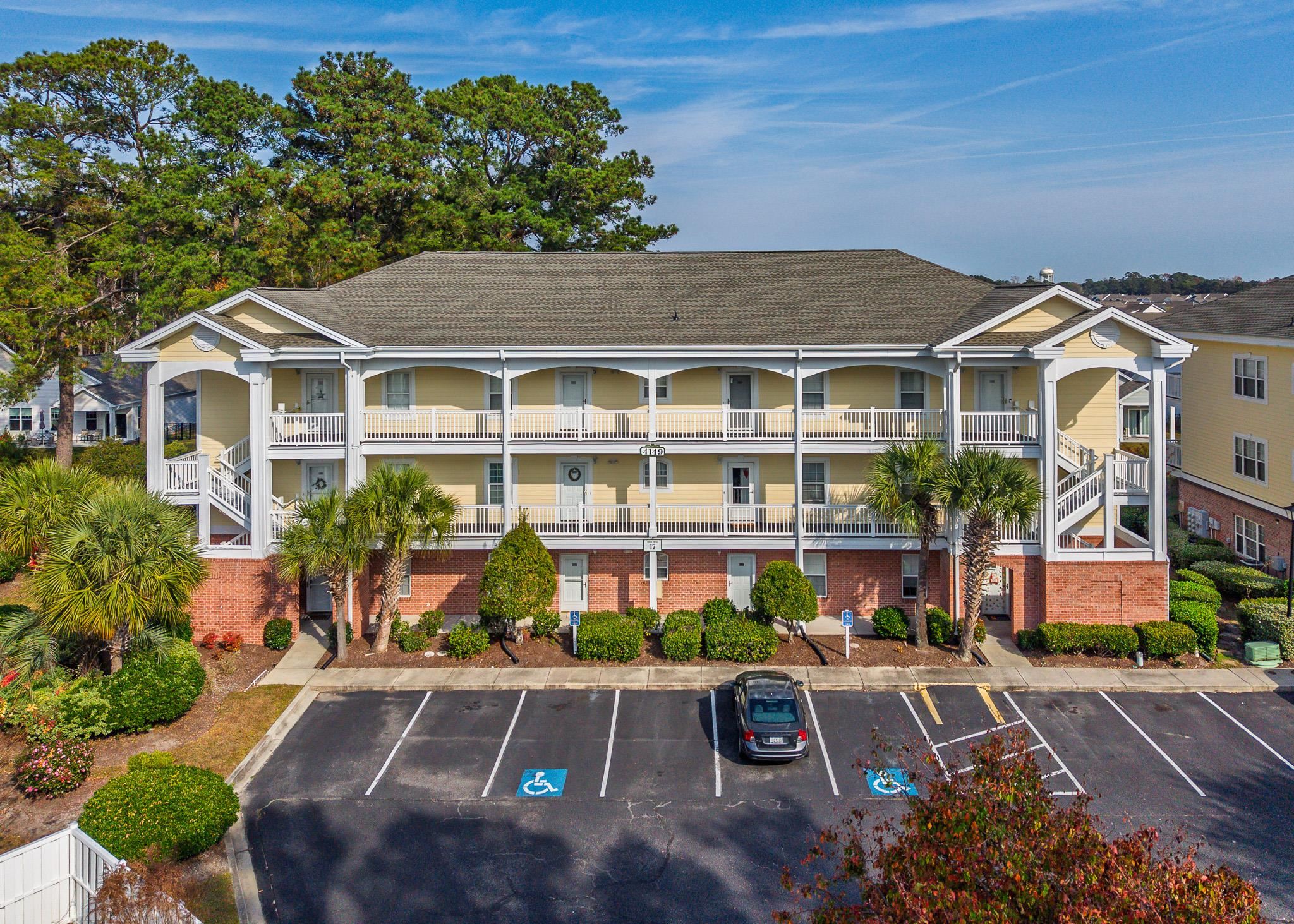 4149 Hibiscus Dr. 201
