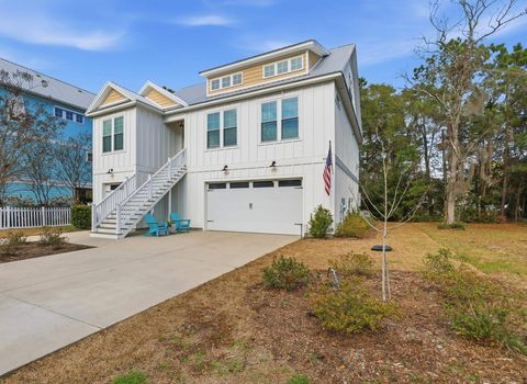 48 Seagrass Ct. Pawleys Island SC 29585