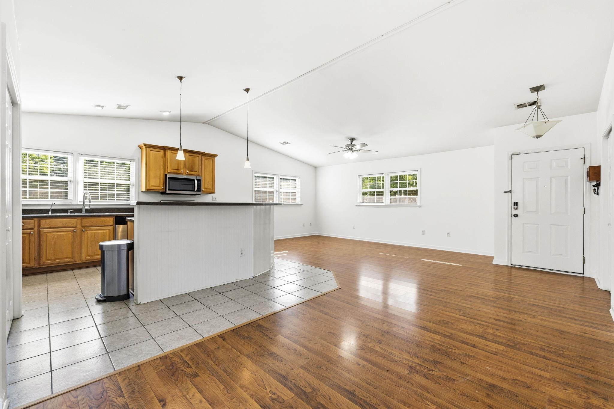 209 Hunters Rd.