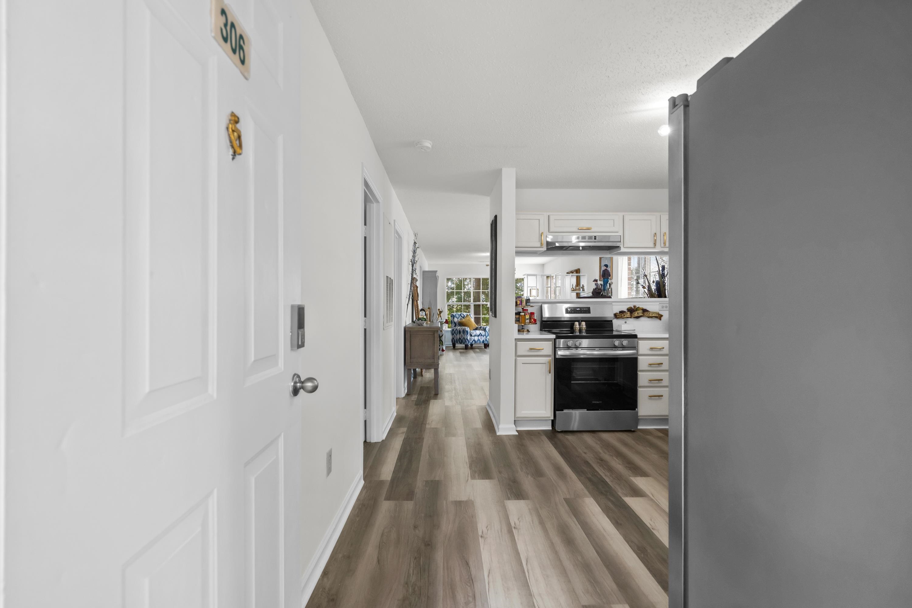 4251 Villas Dr. 306