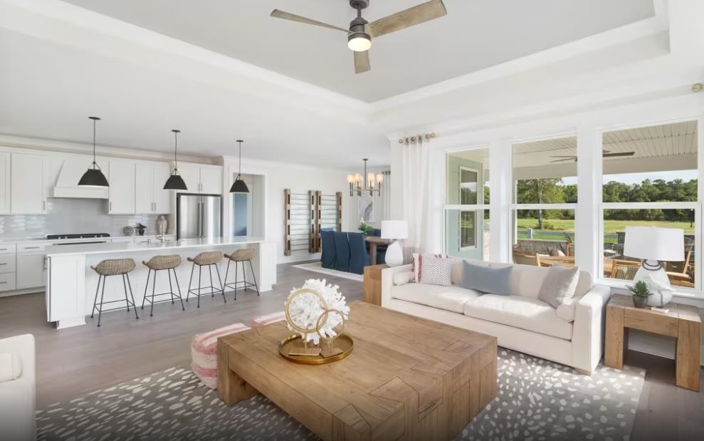 1505 Crested Iris Way