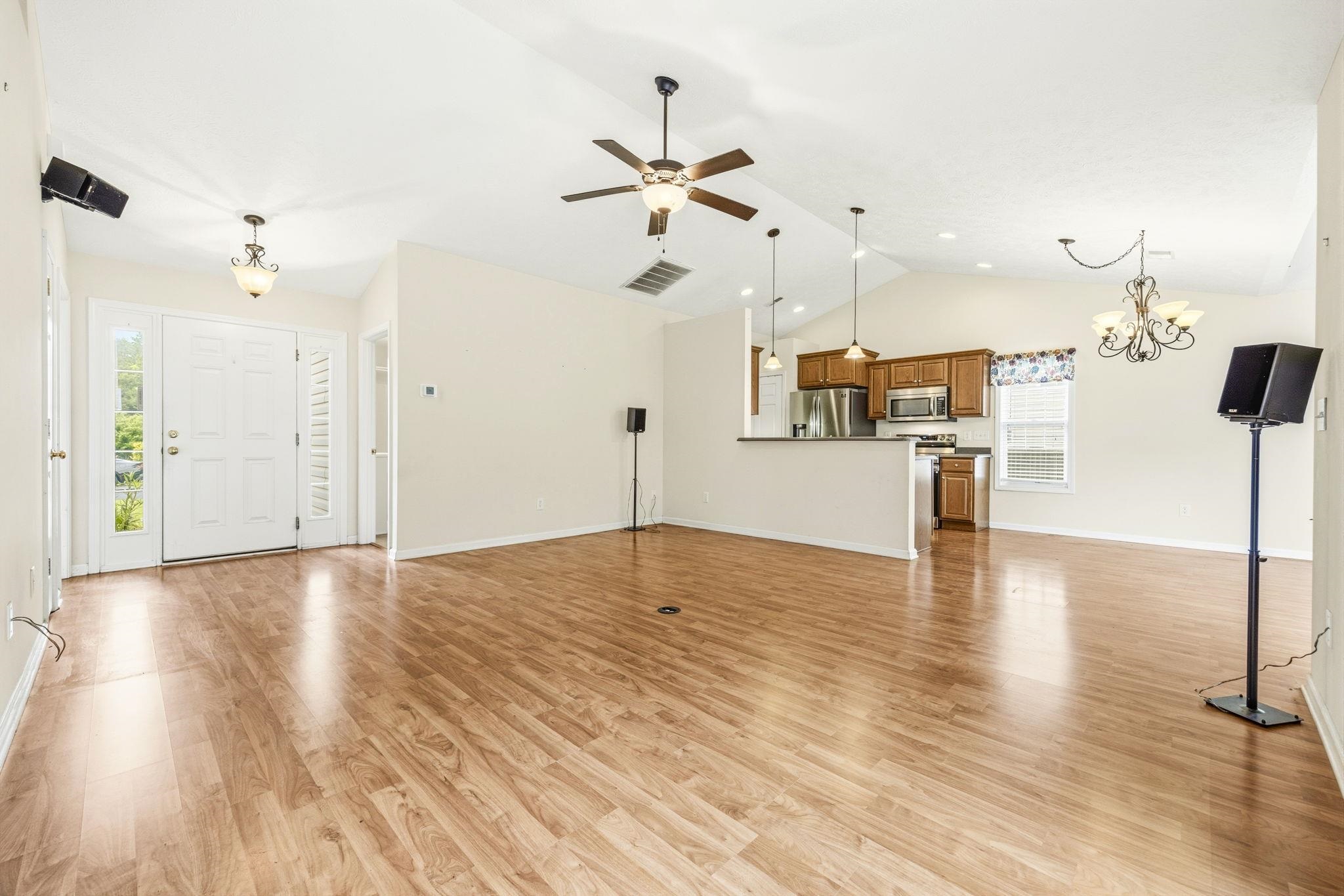 3146 Shorecrest Bay Dr.