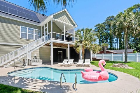 A home in Surfside Beach