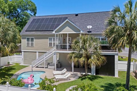 A home in Surfside Beach