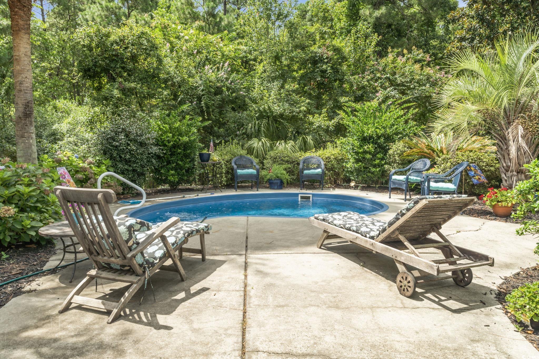 576 Oxbow Dr.
